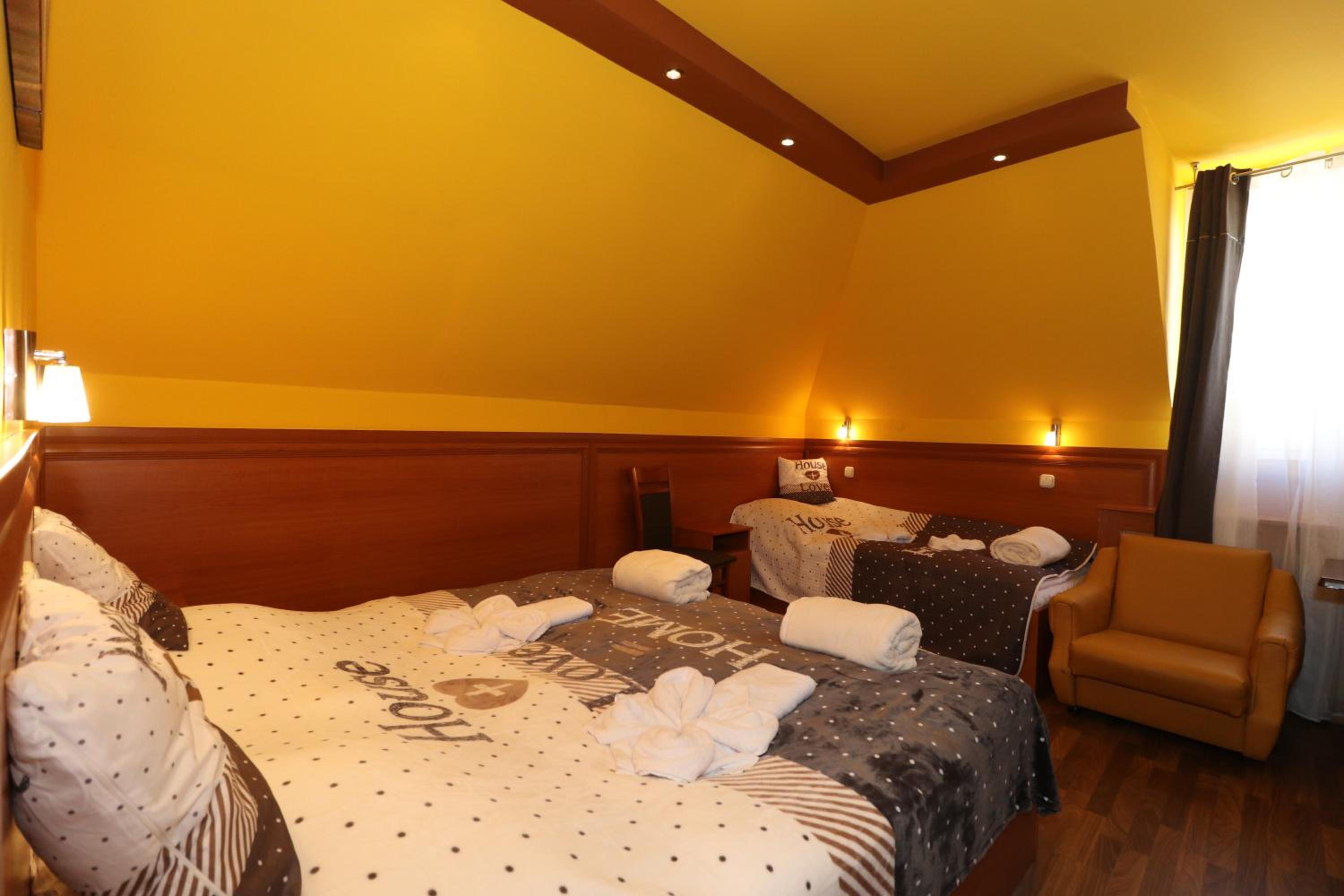 Triple Room photo 1