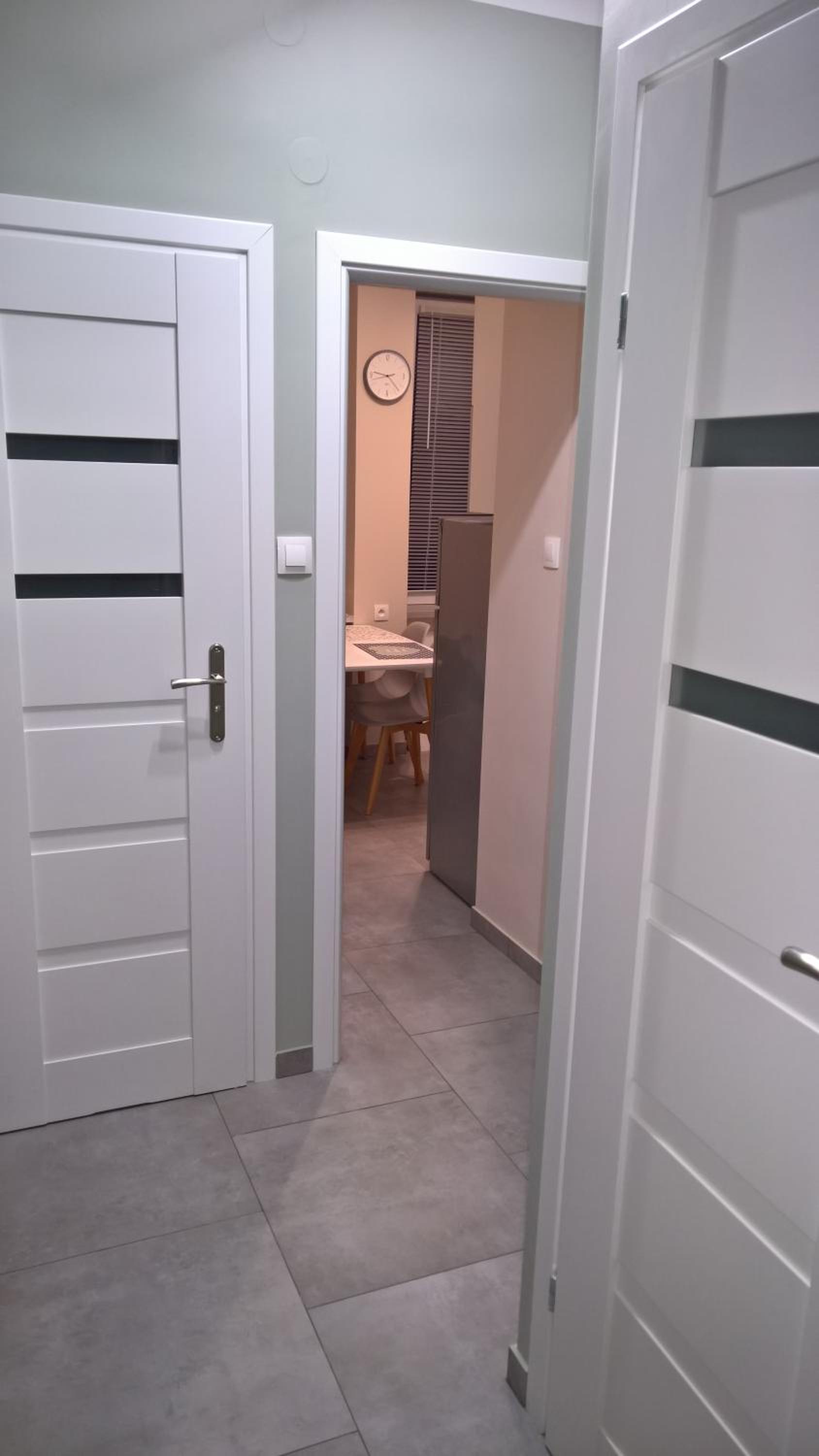 Two-Bedroom Apartment - Photo 9