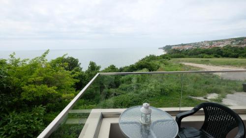 Apartment with Sea View photo 2