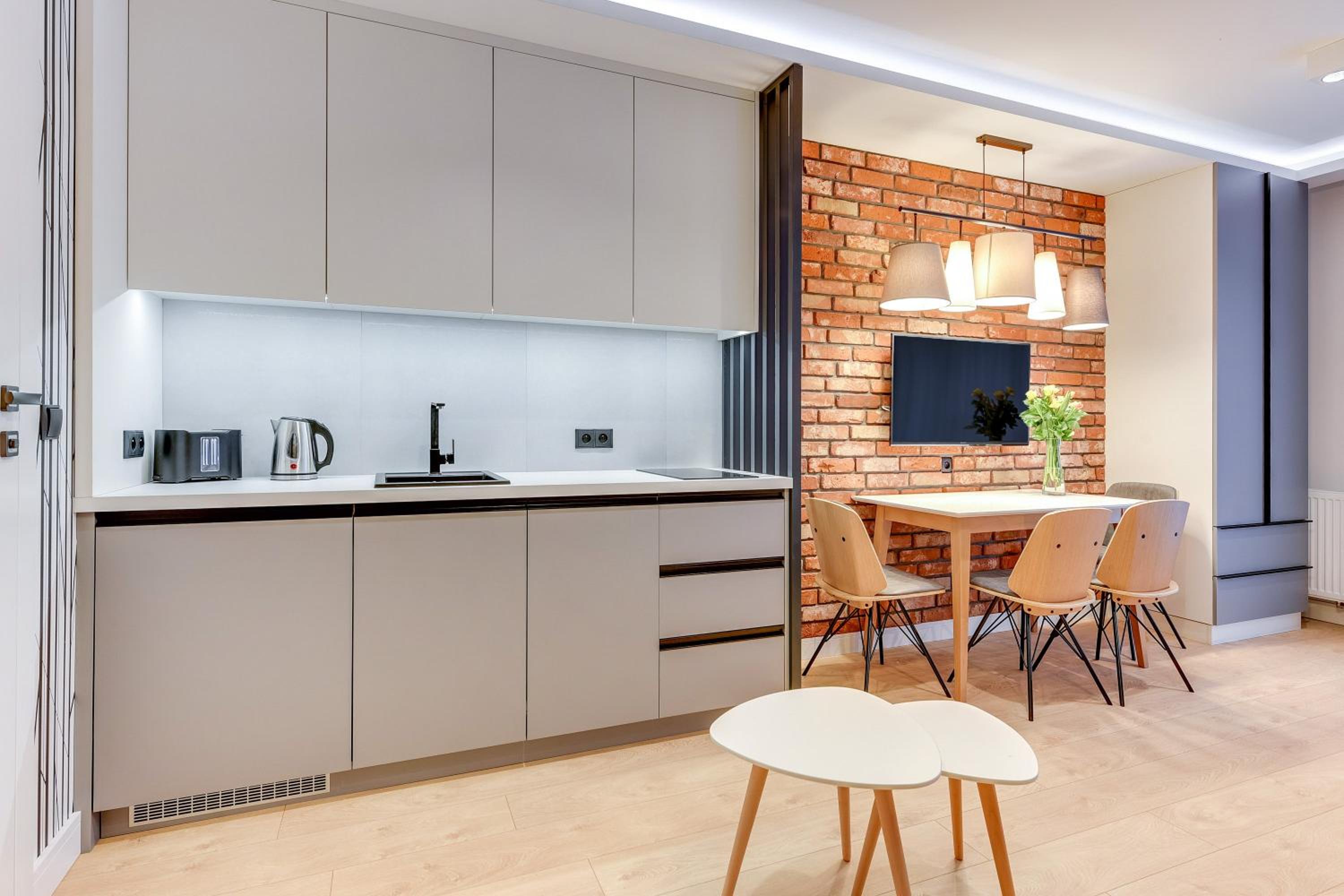 Studio Apartment