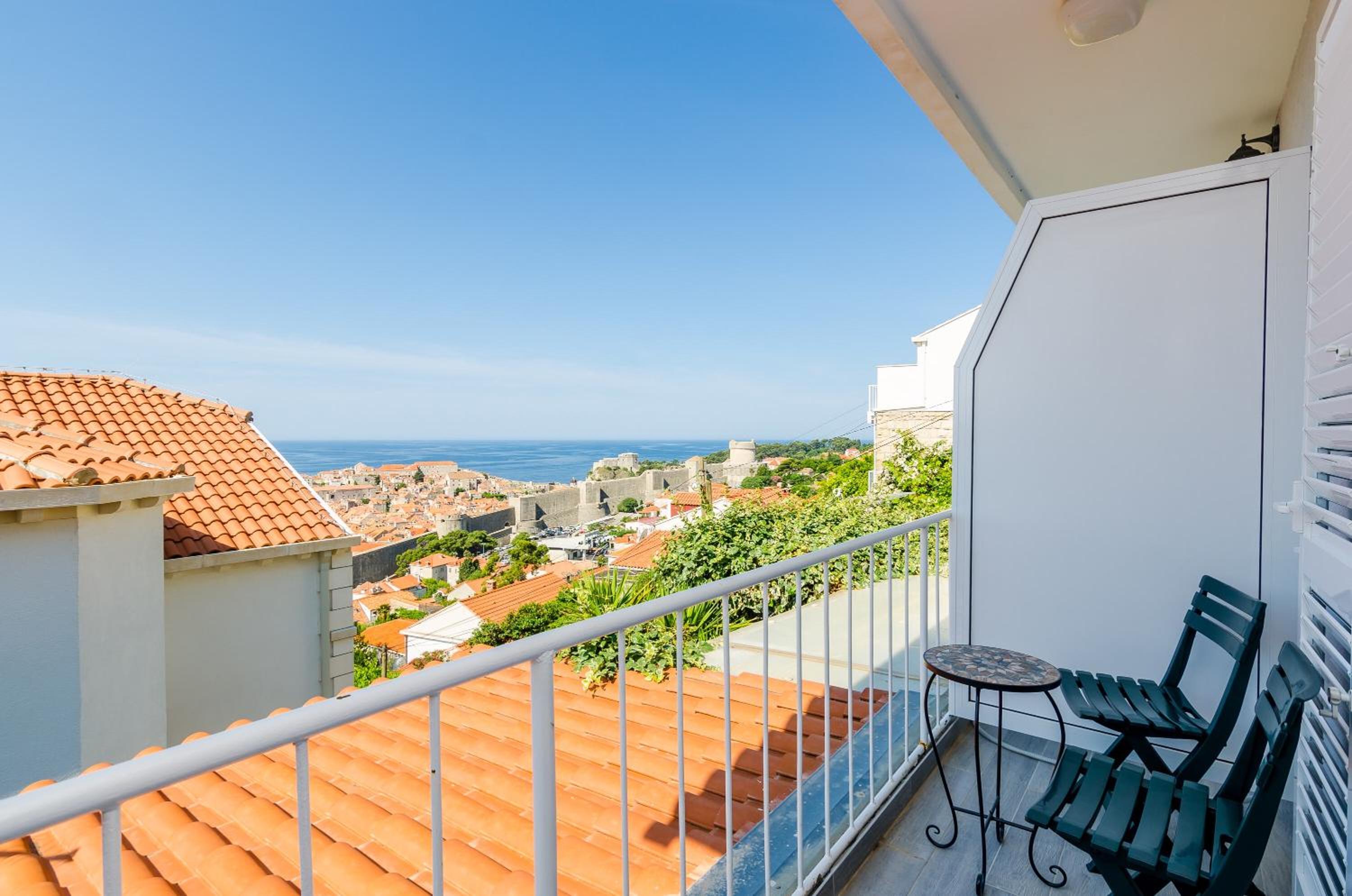 Apartment with Sea View
