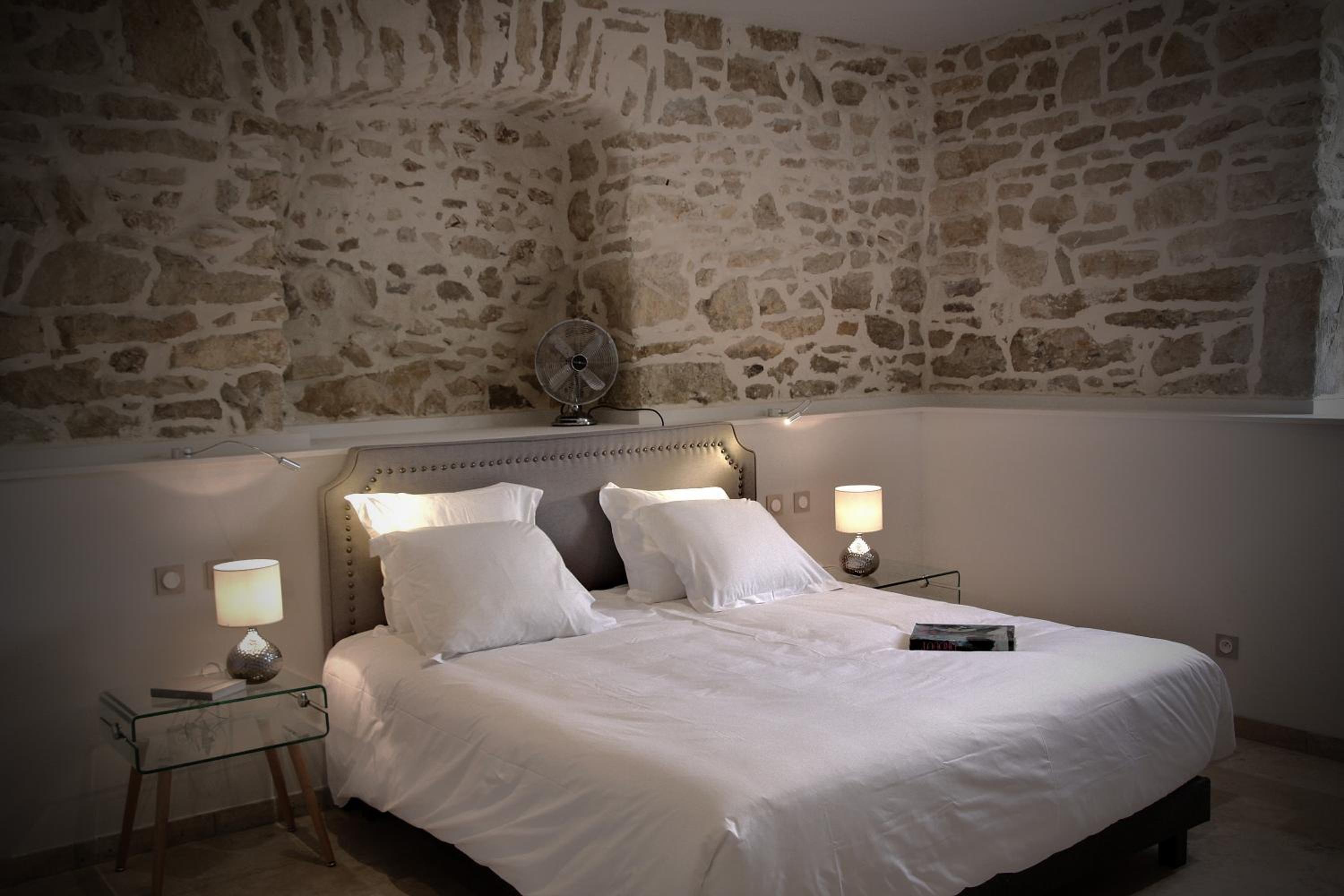 Deluxe Double or Twin Room - Photo 2