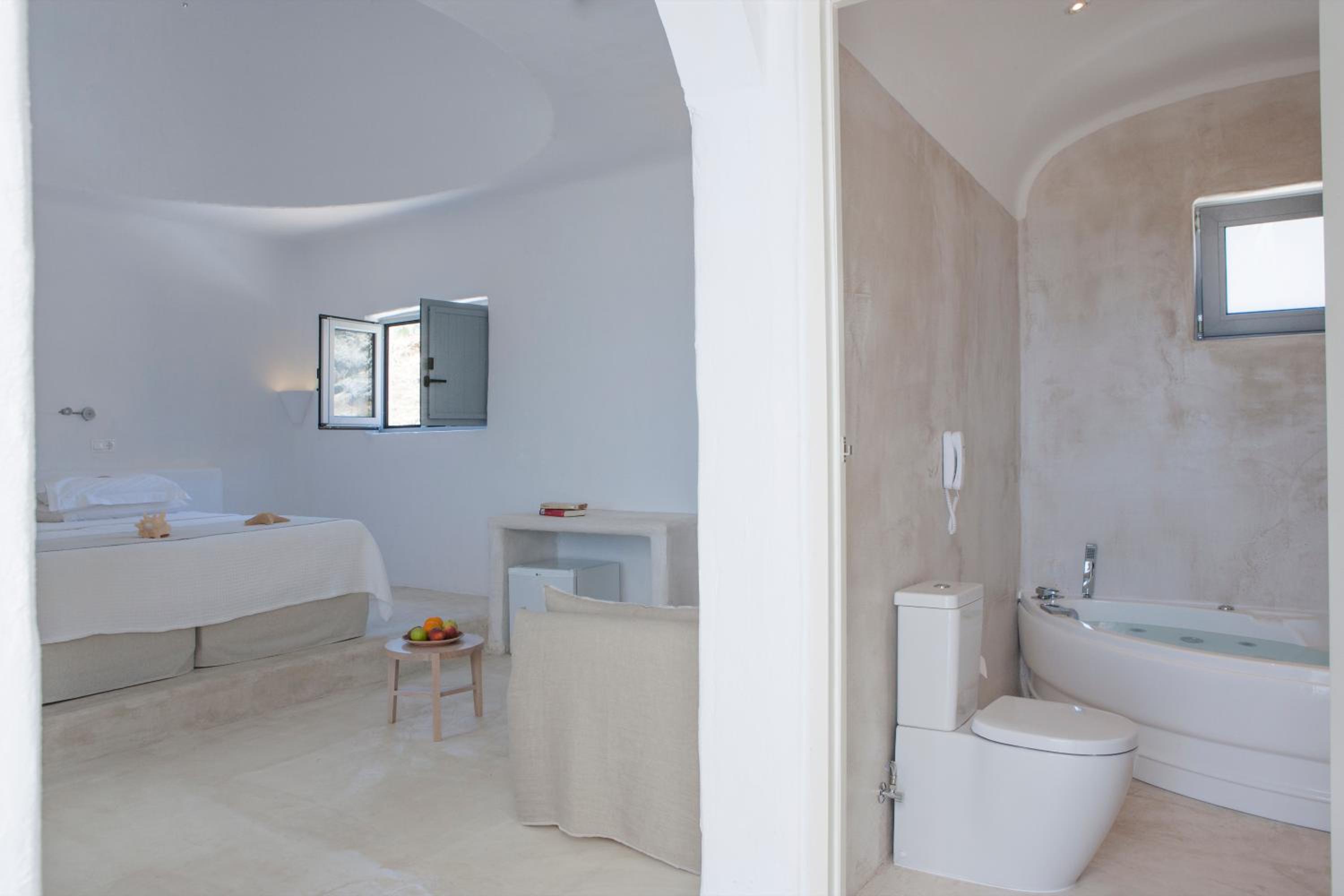 Premium Triple Room photo 3
