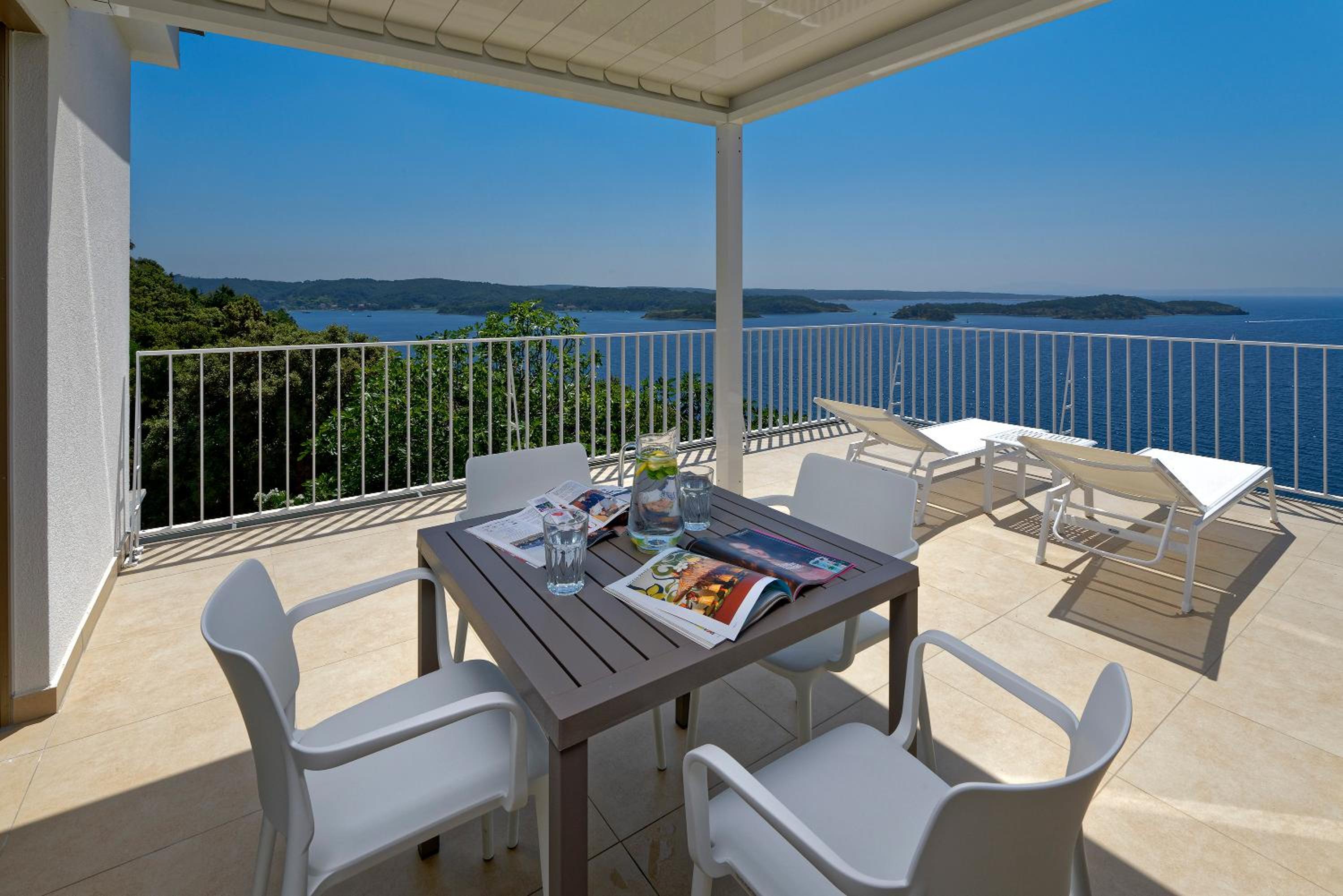 Studio with Sea View photo 1