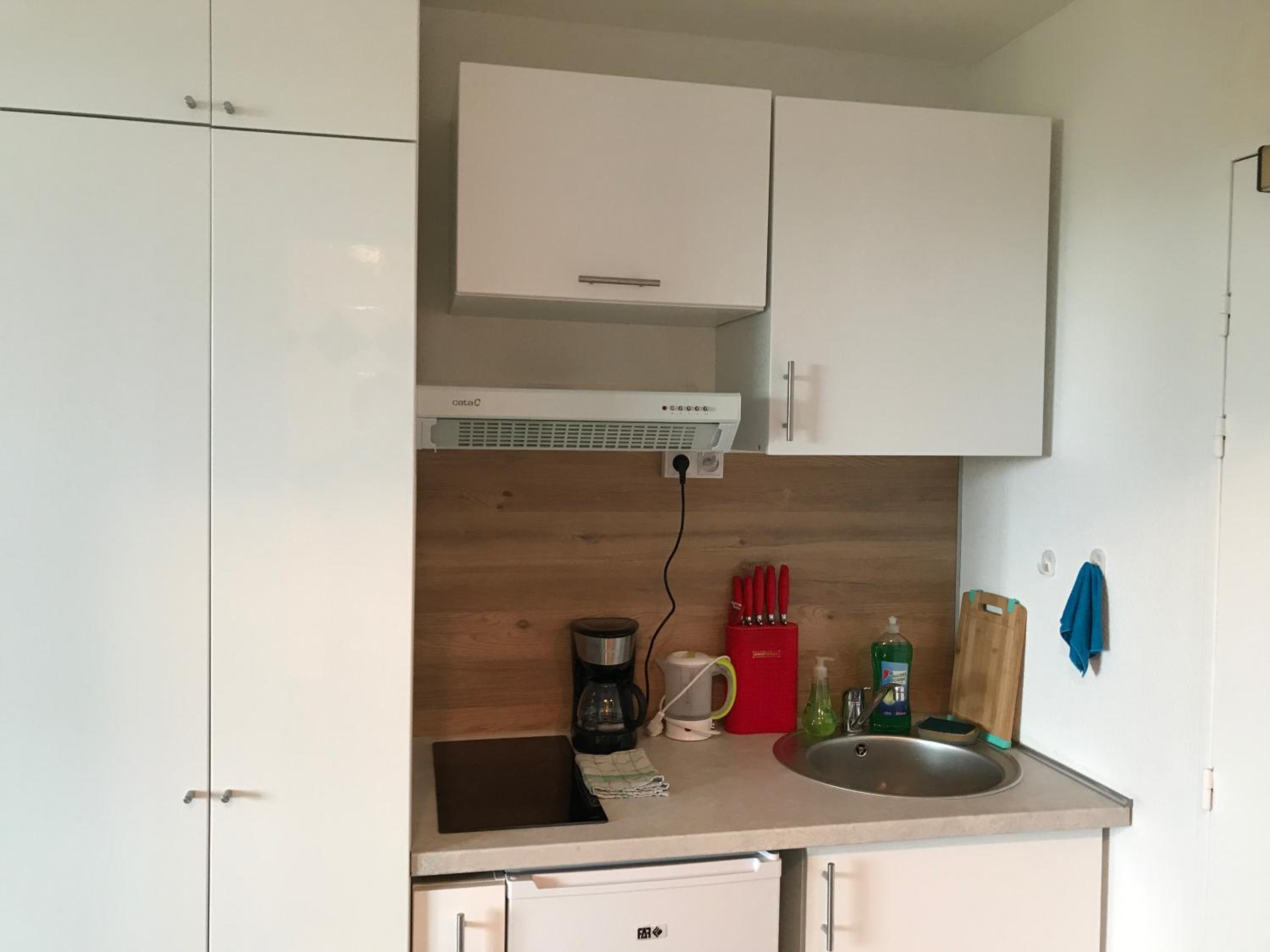 Studio Apartment photo 1
