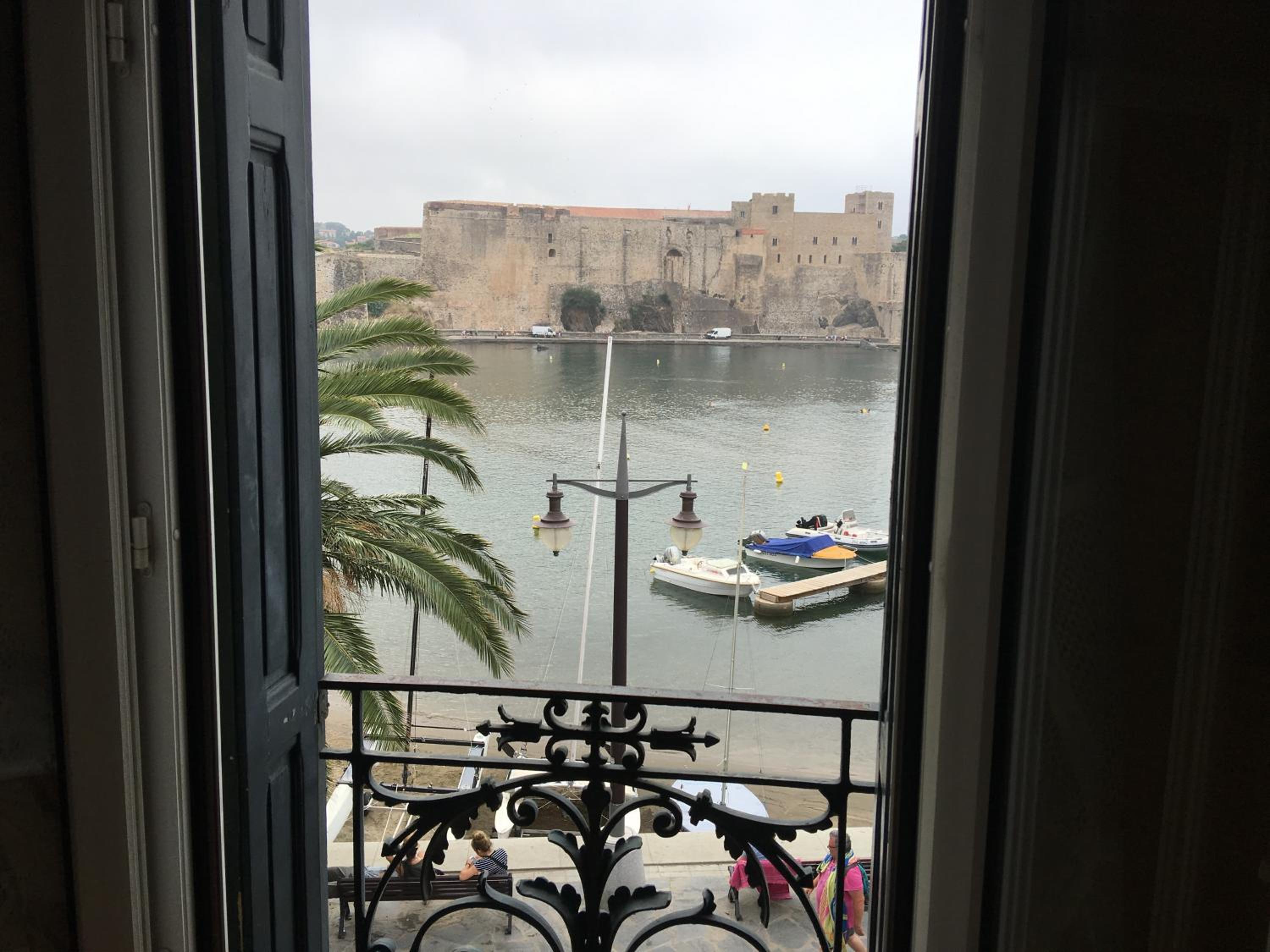 Studio Apartment with Sea View photo 2