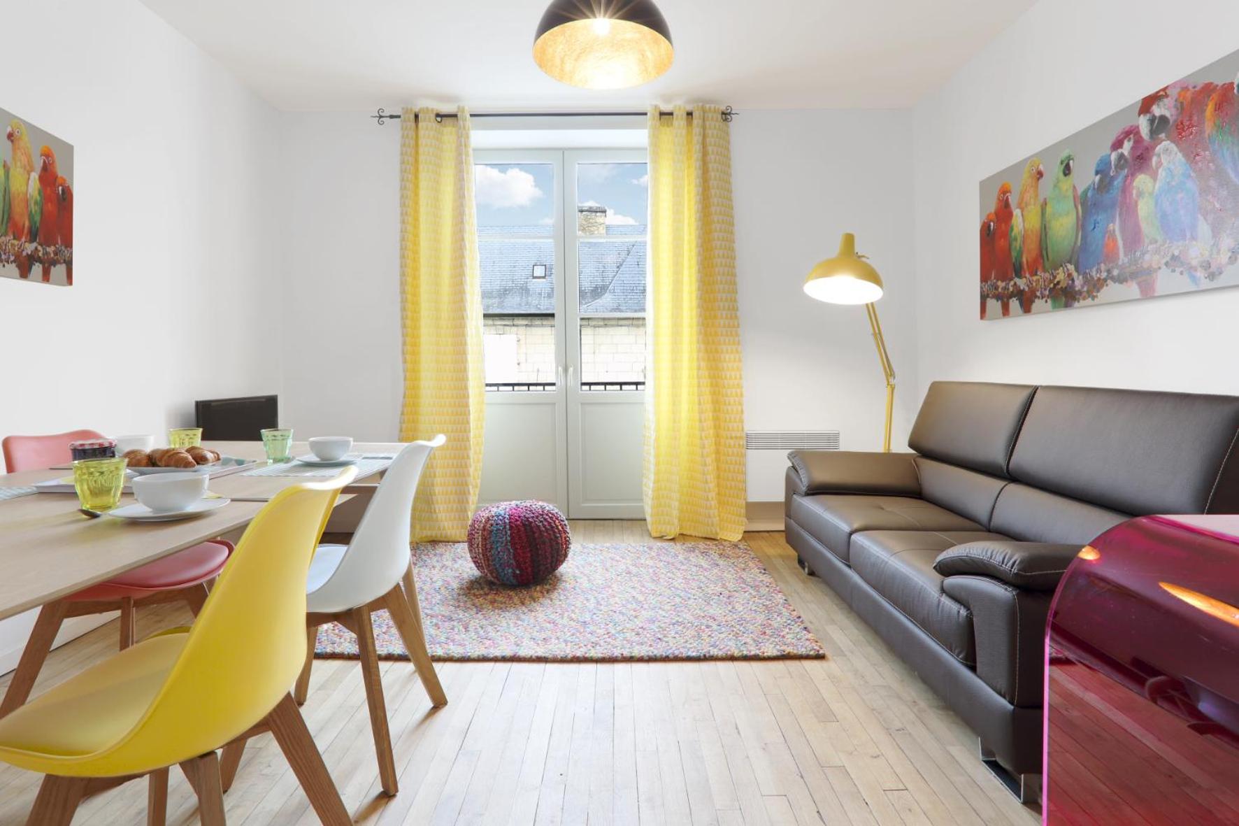 Apartment photo 2