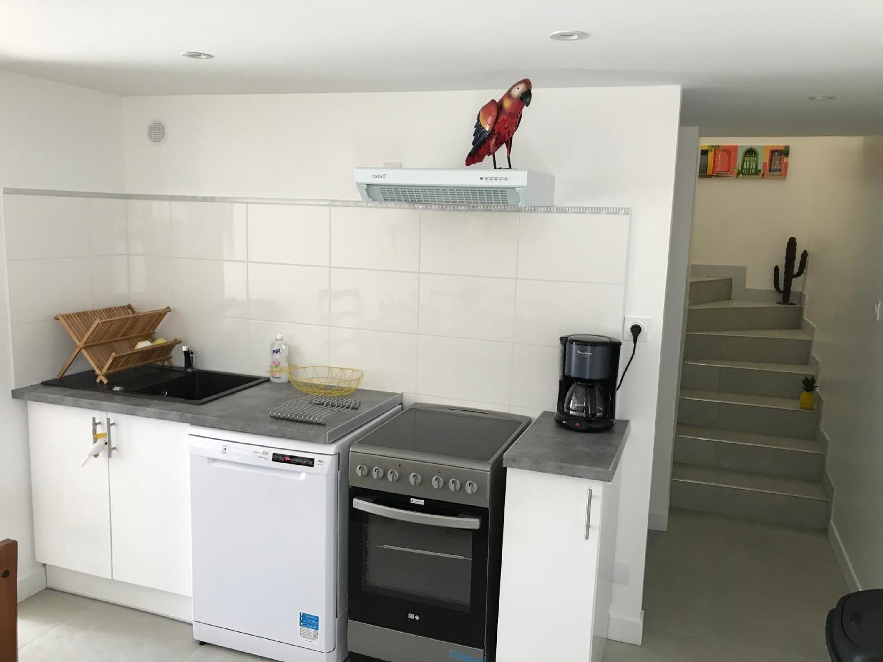 Three-Bedroom House photo 2