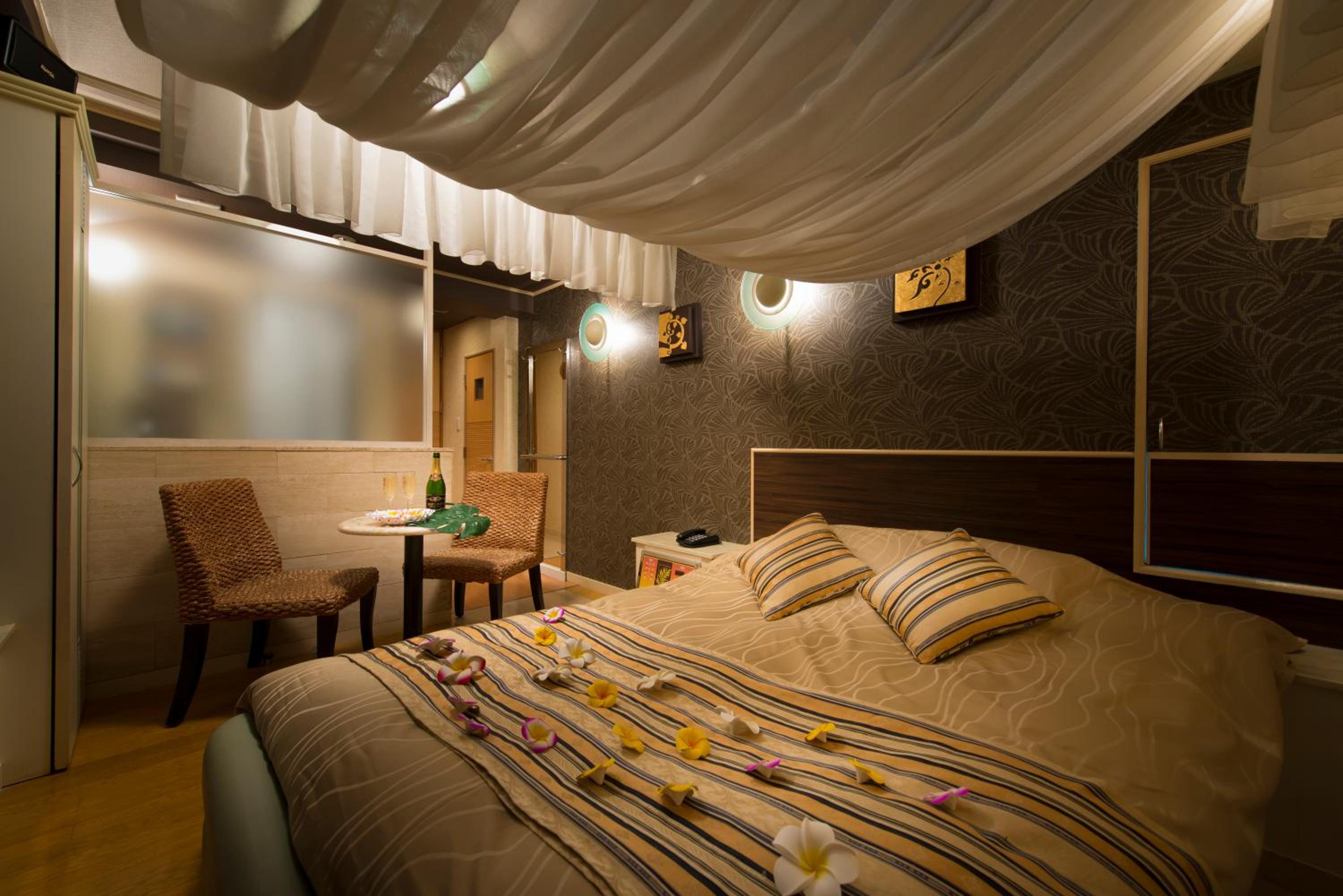 Double Room with Private Bathroom photo 3