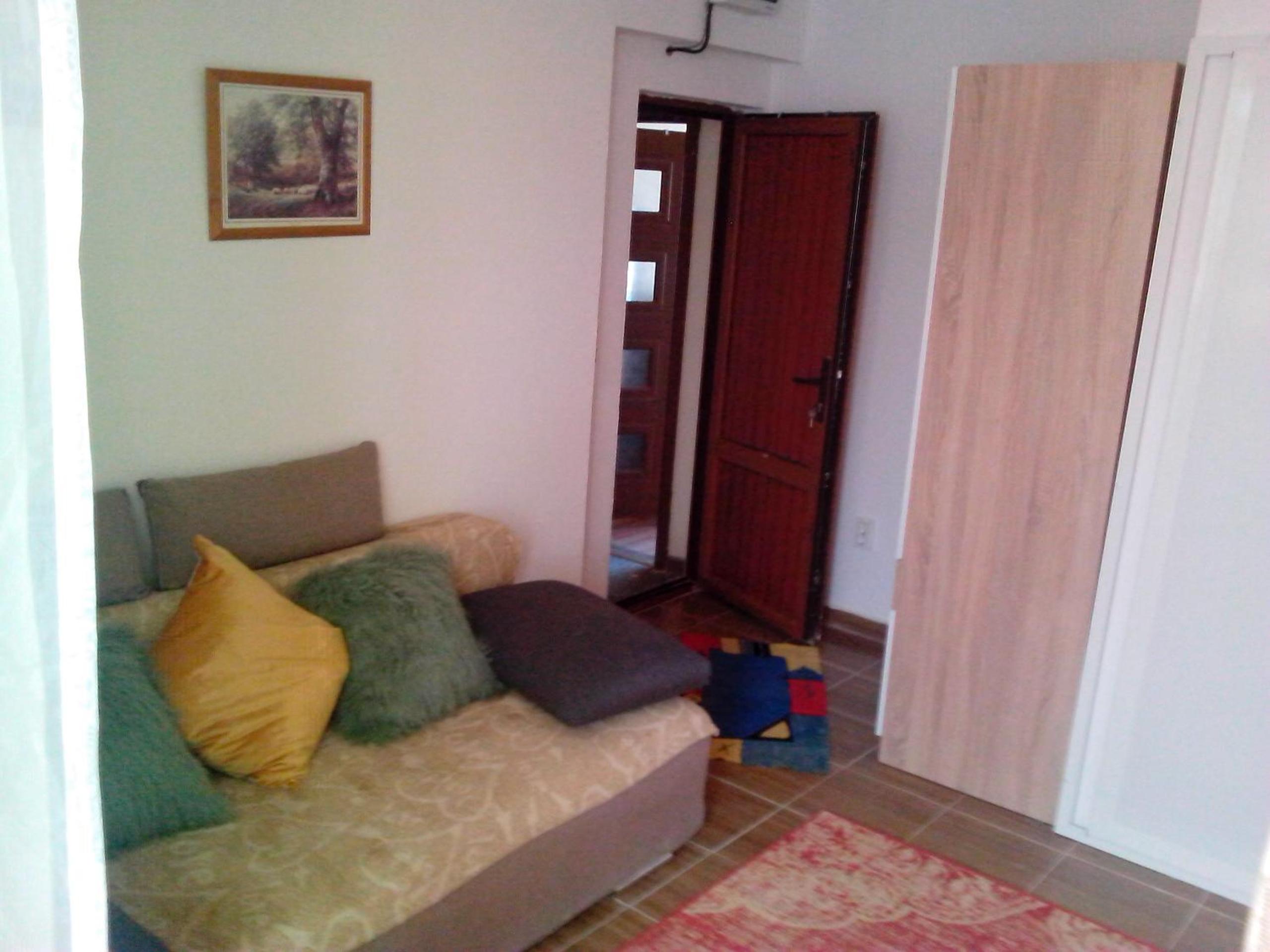 Studio Apartment photo 2