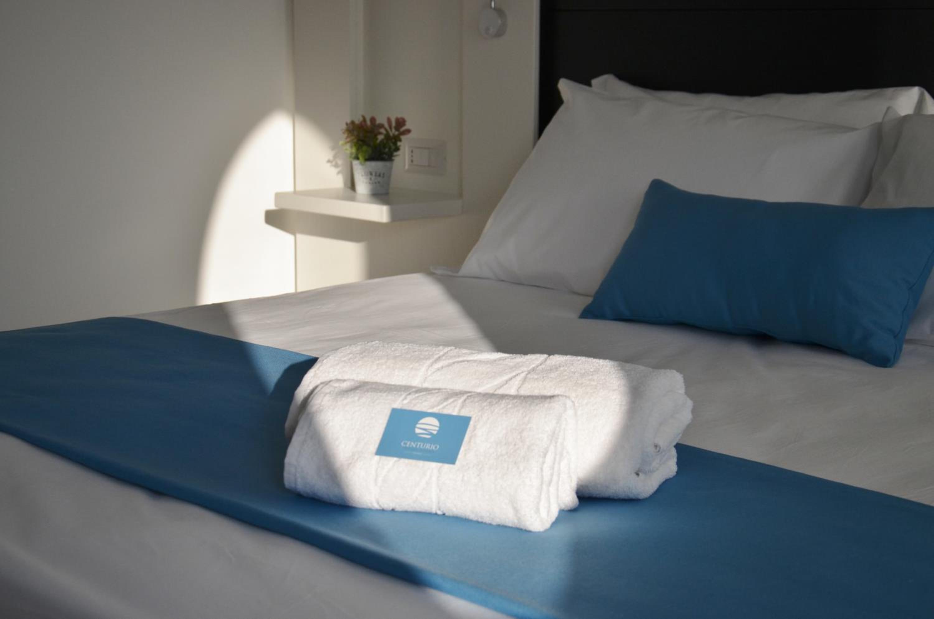 Triple Room with Terrace photo 3