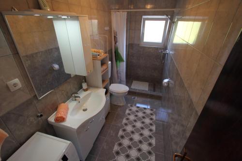 Apartment - Photo 22