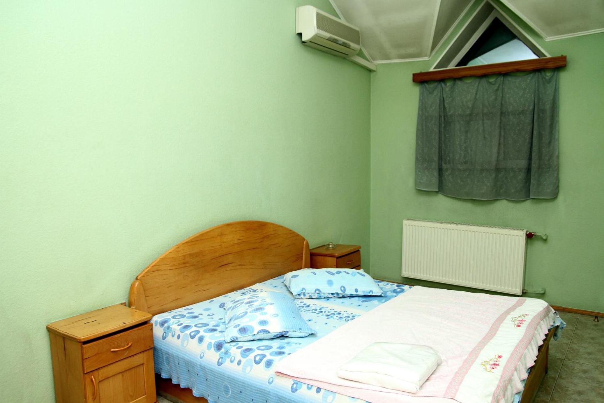 Deluxe Suite with Spa Bath
