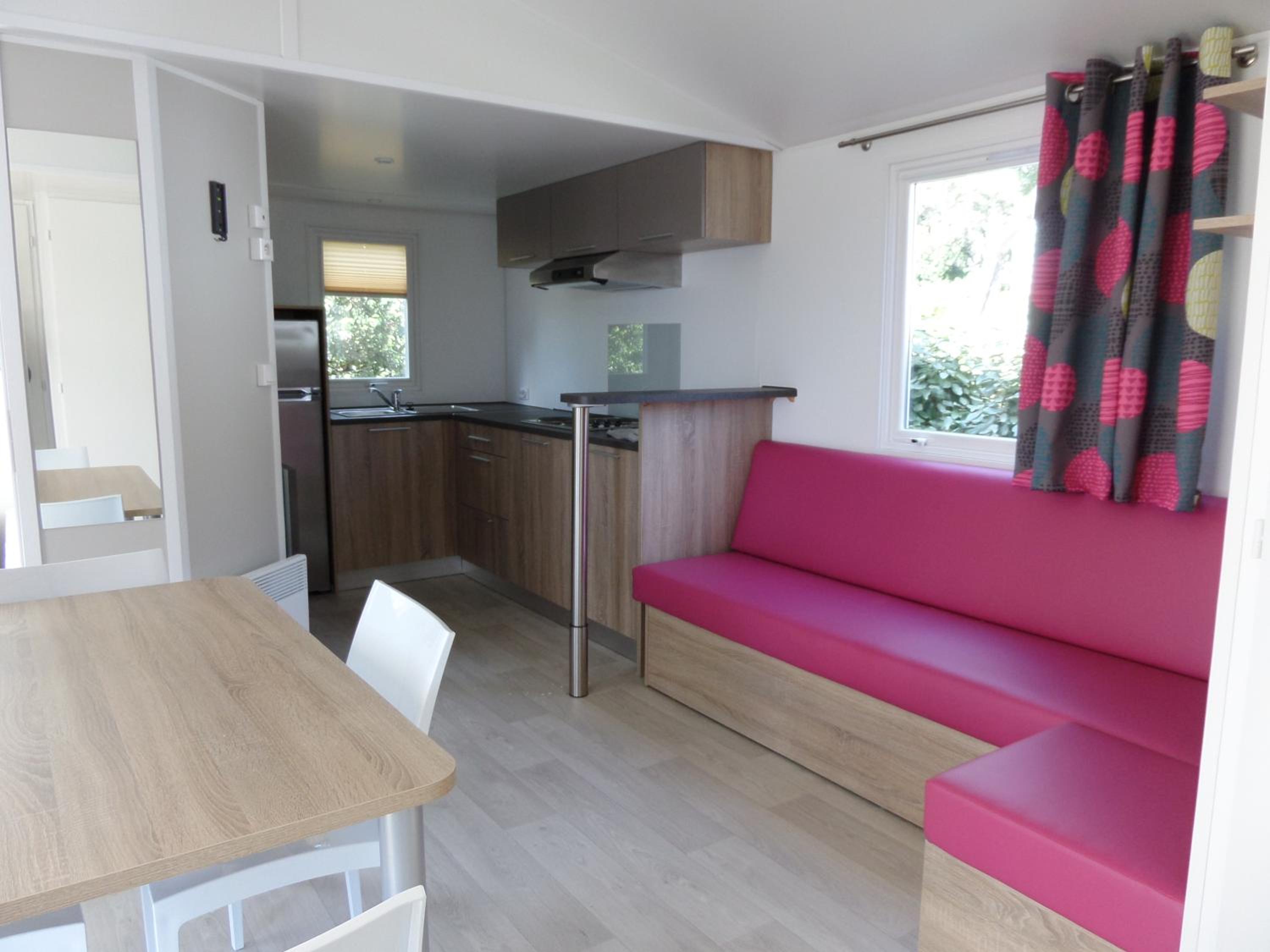 Mobile Home C+ photo 2