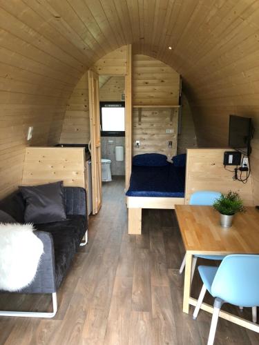 Wood Lodge photo 1