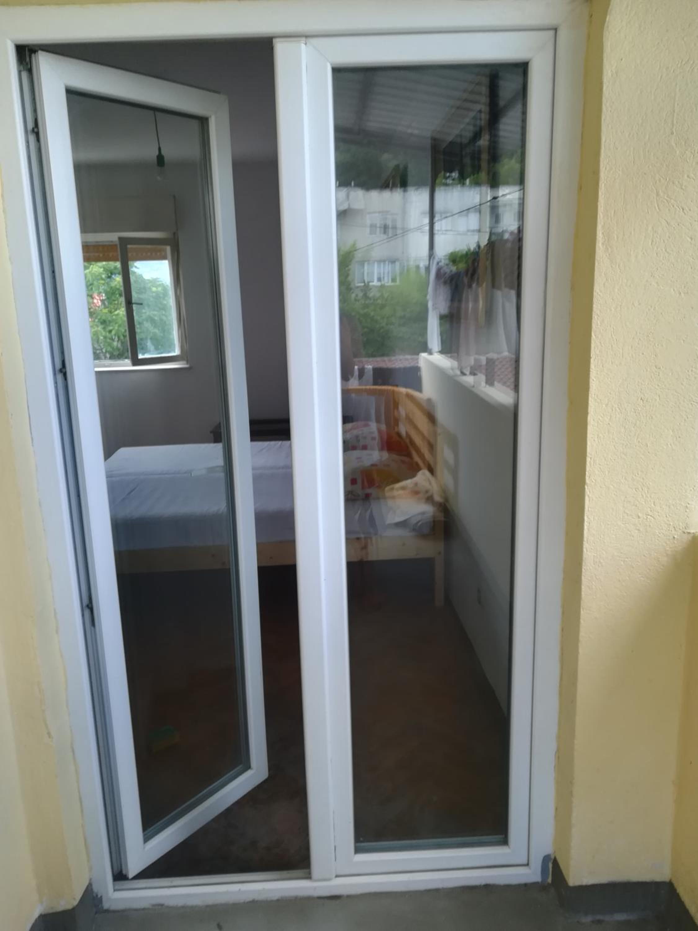 Double Room with Shared Bathroom and Balcony