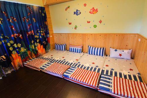 Family Room with Sea View photo 2