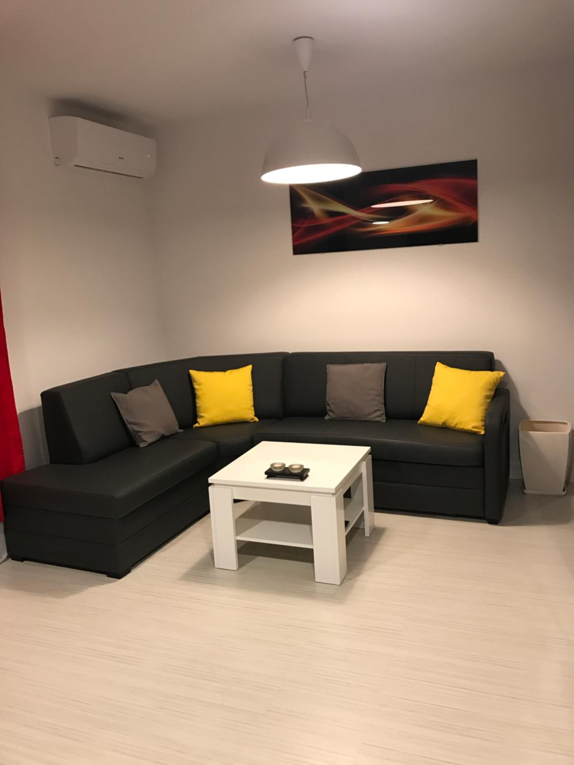 Apartment photo 1