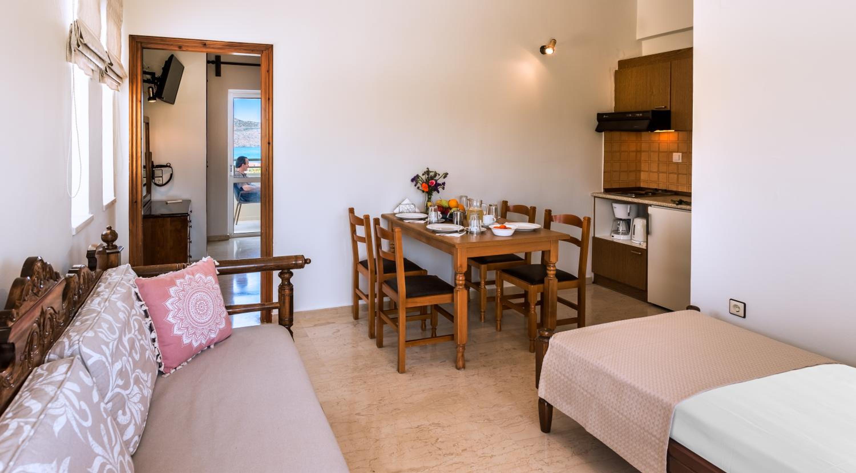 One-Bedroom Apartment with Sea View