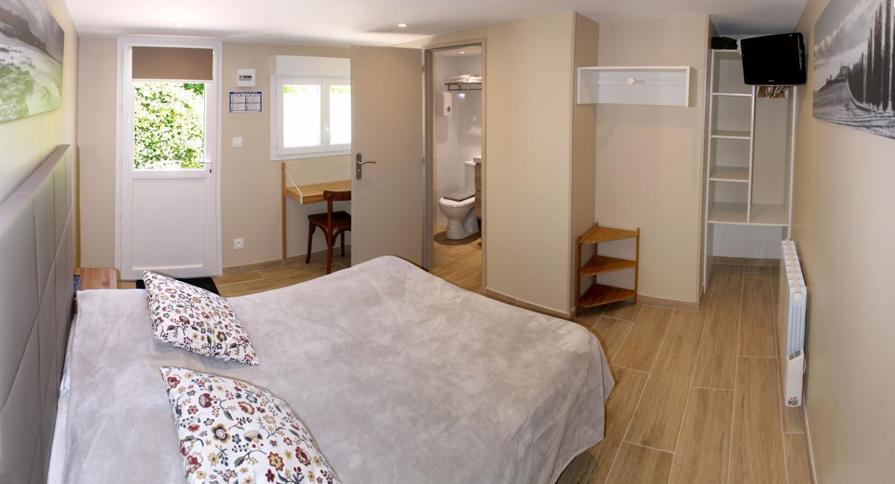 Classic Room with Terrace photo 3