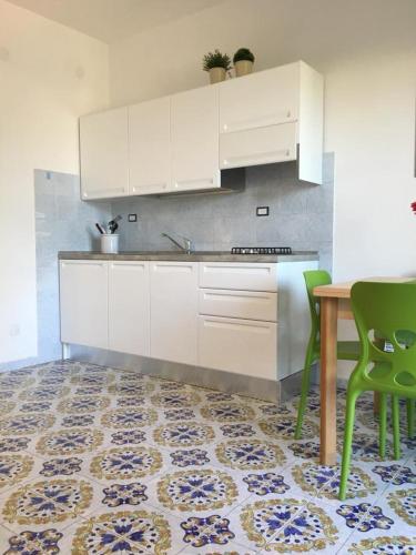 Junior Suite with Balcony - Photo 6