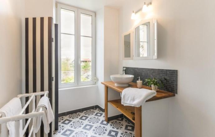 Double Room with Private External Bathroom photo 2