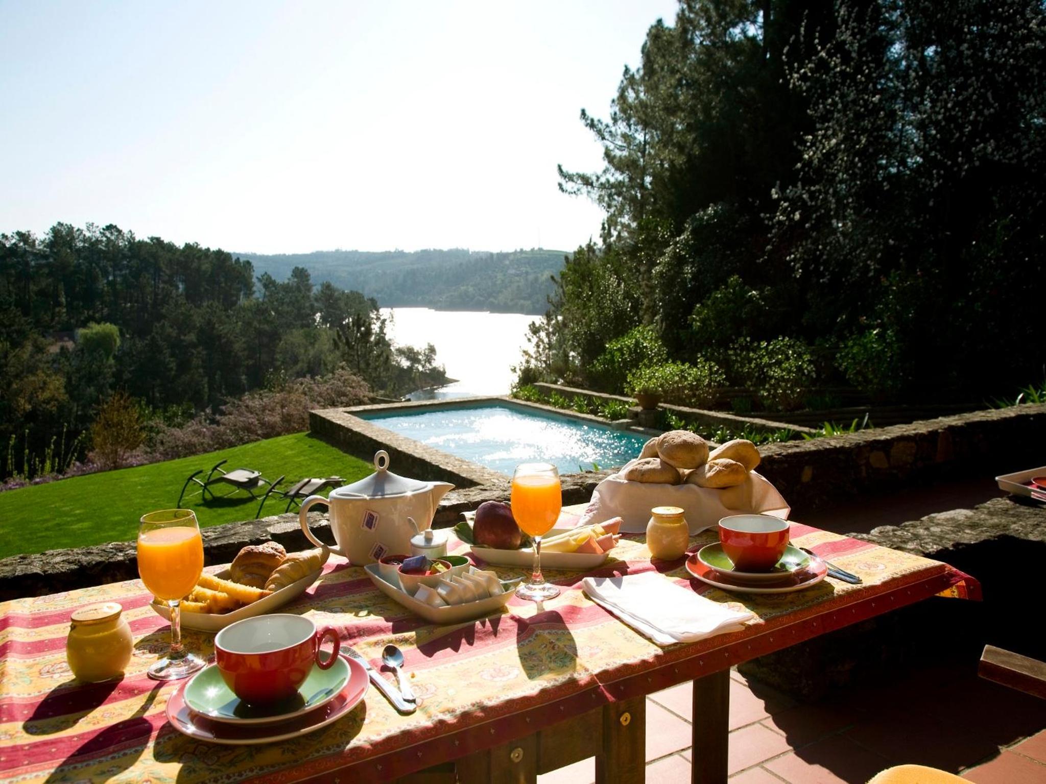 Double Room with Lake View