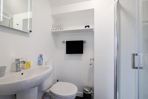 Family Room with Shower