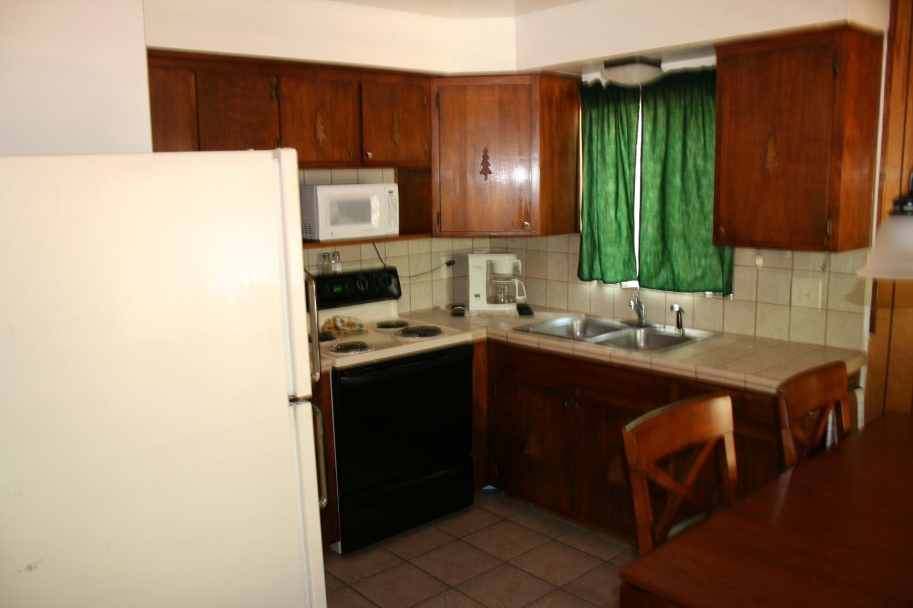 Two-Bedroom Cabin  photo 3