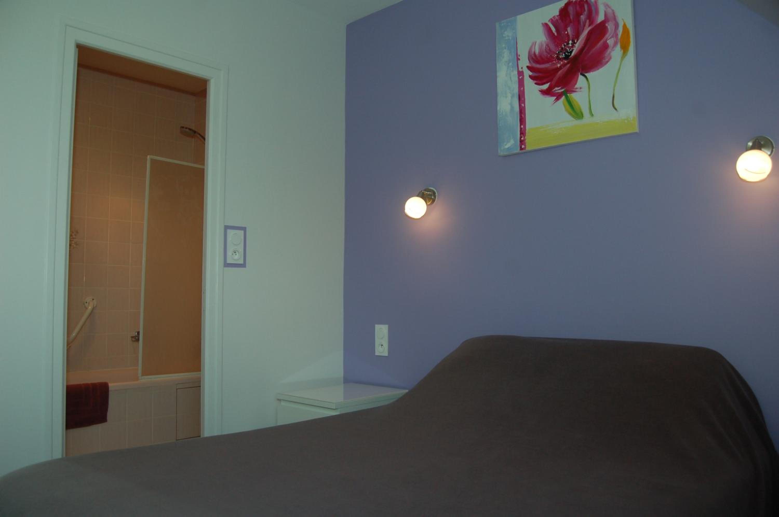 Single Room 22