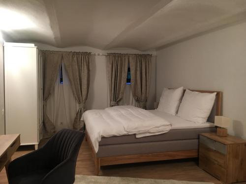 Two-Bedroom Apartment - Photo 10