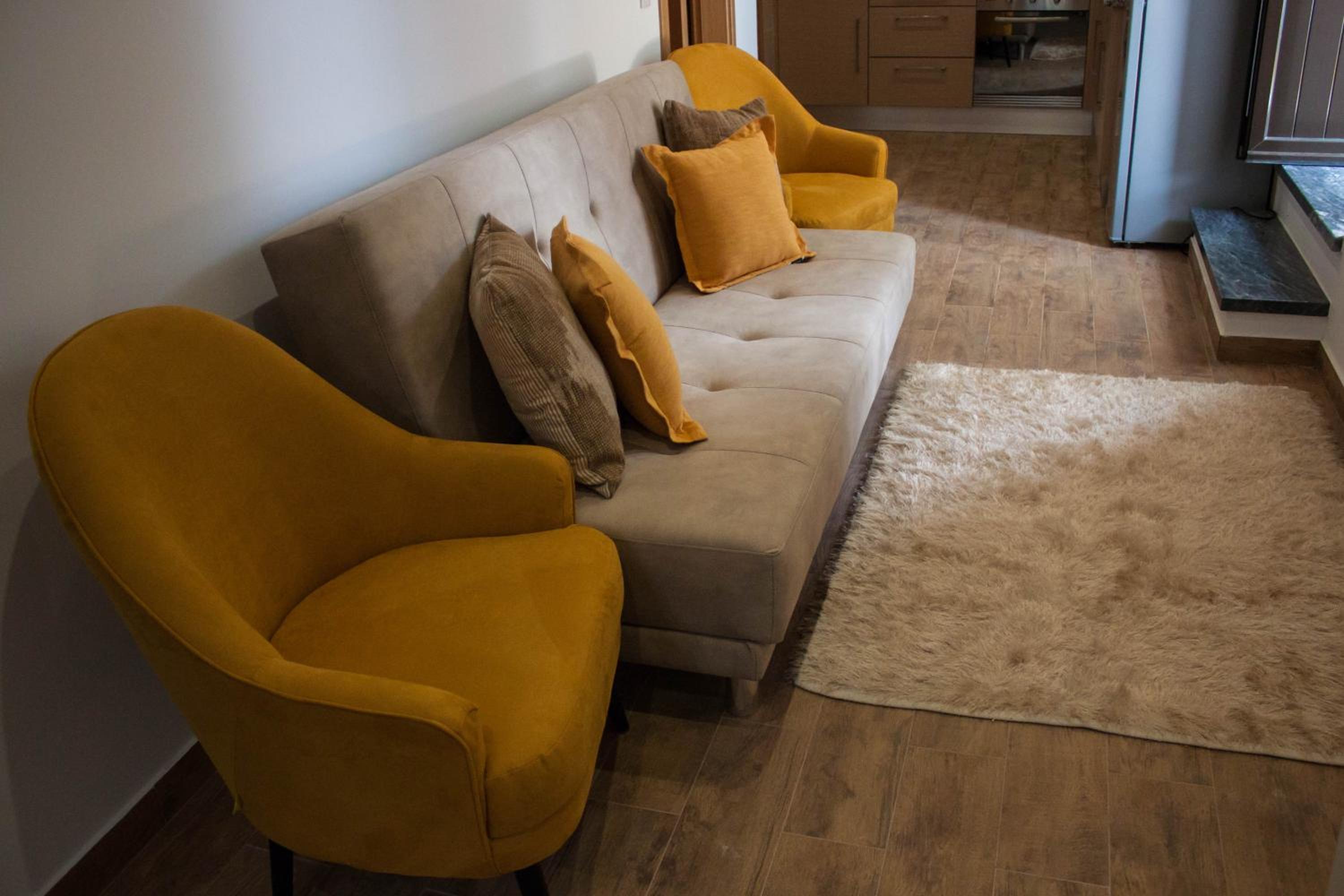 Two-Bedroom House - Photo 45