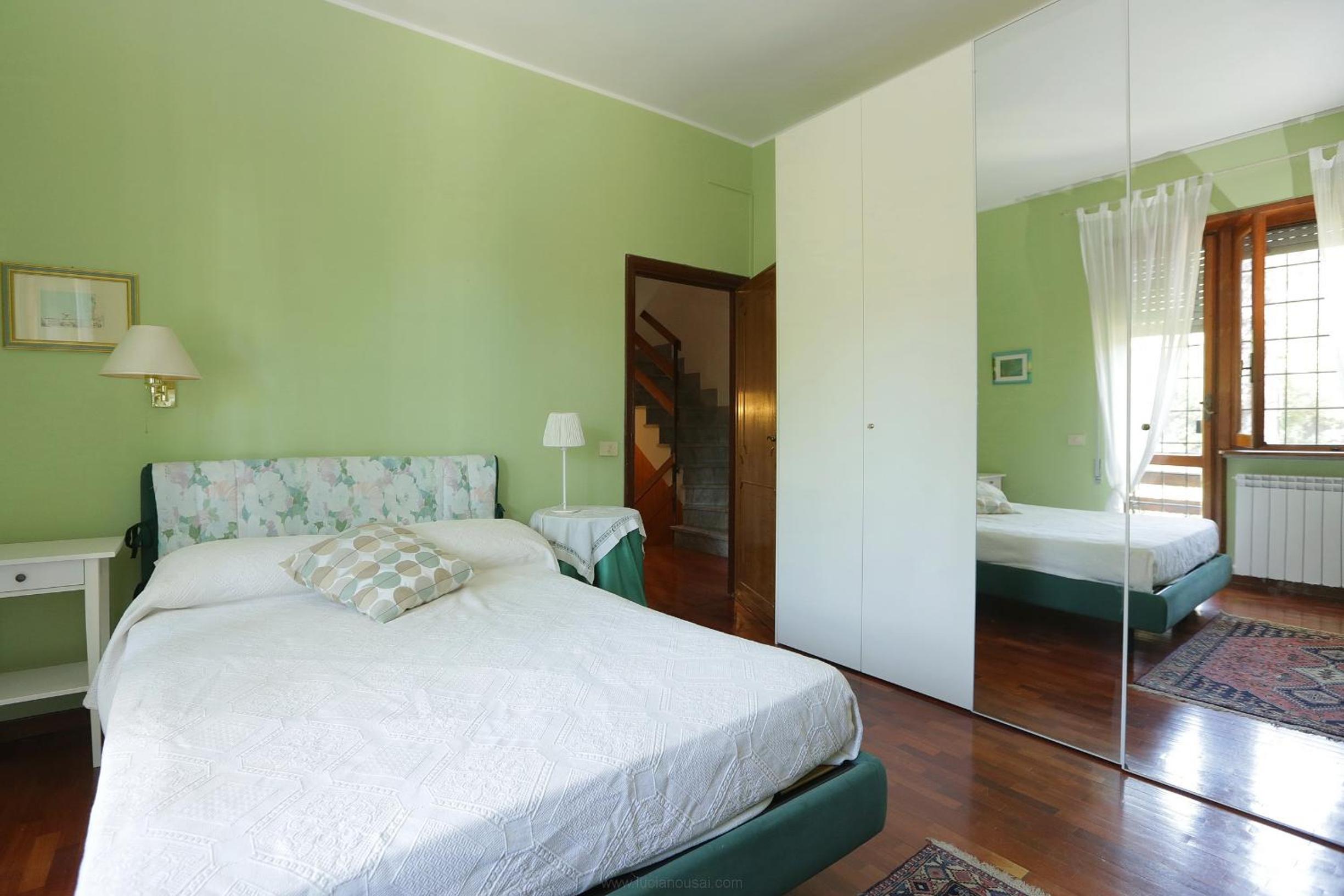 Four-Bedroom Villa photo 2