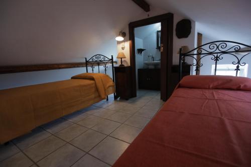 Four-Bedroom House photo 3