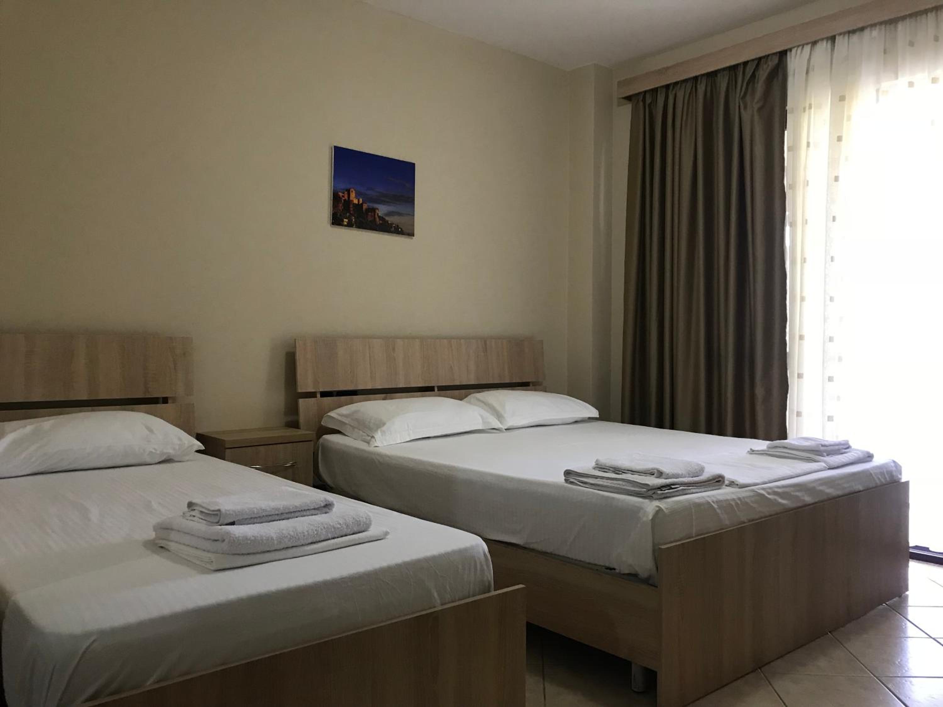 Comfort Triple Room