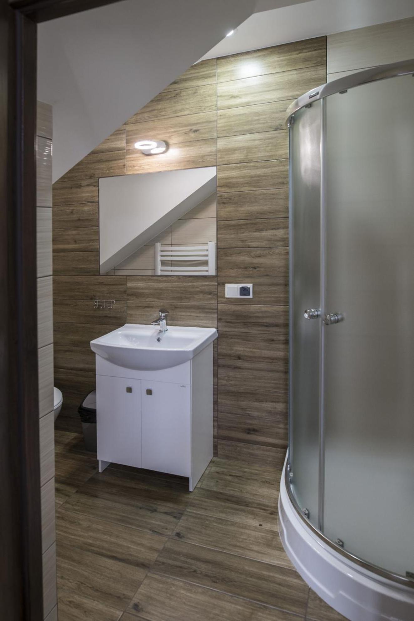 Quadruple Room with Private Bathroom photo 2