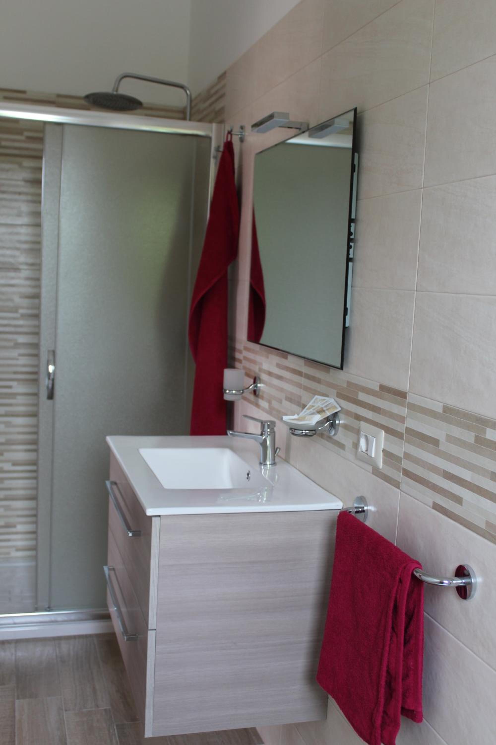 Double or Twin Room with Private Bathroom photo 1