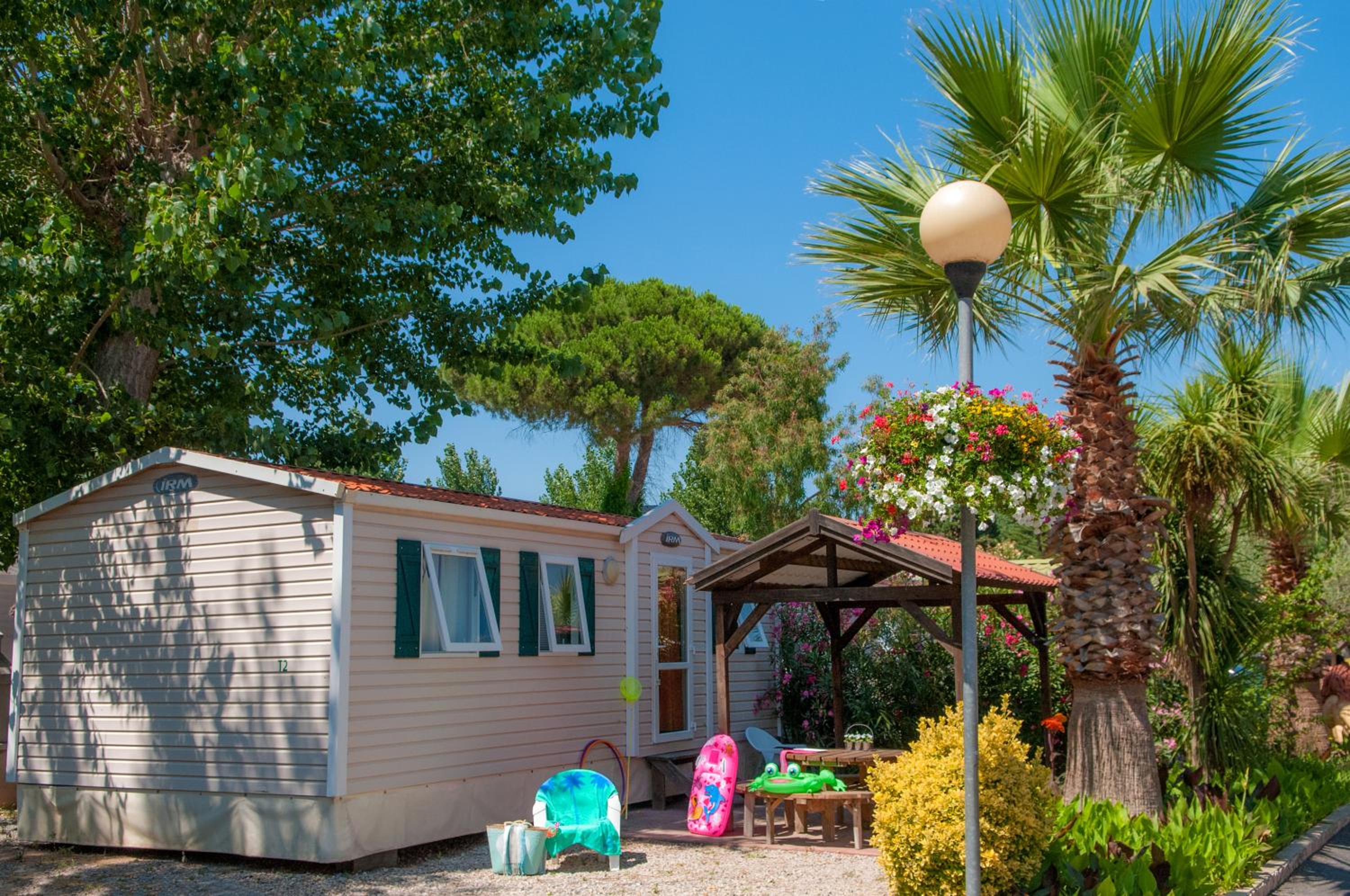 Mobile Home photo 1