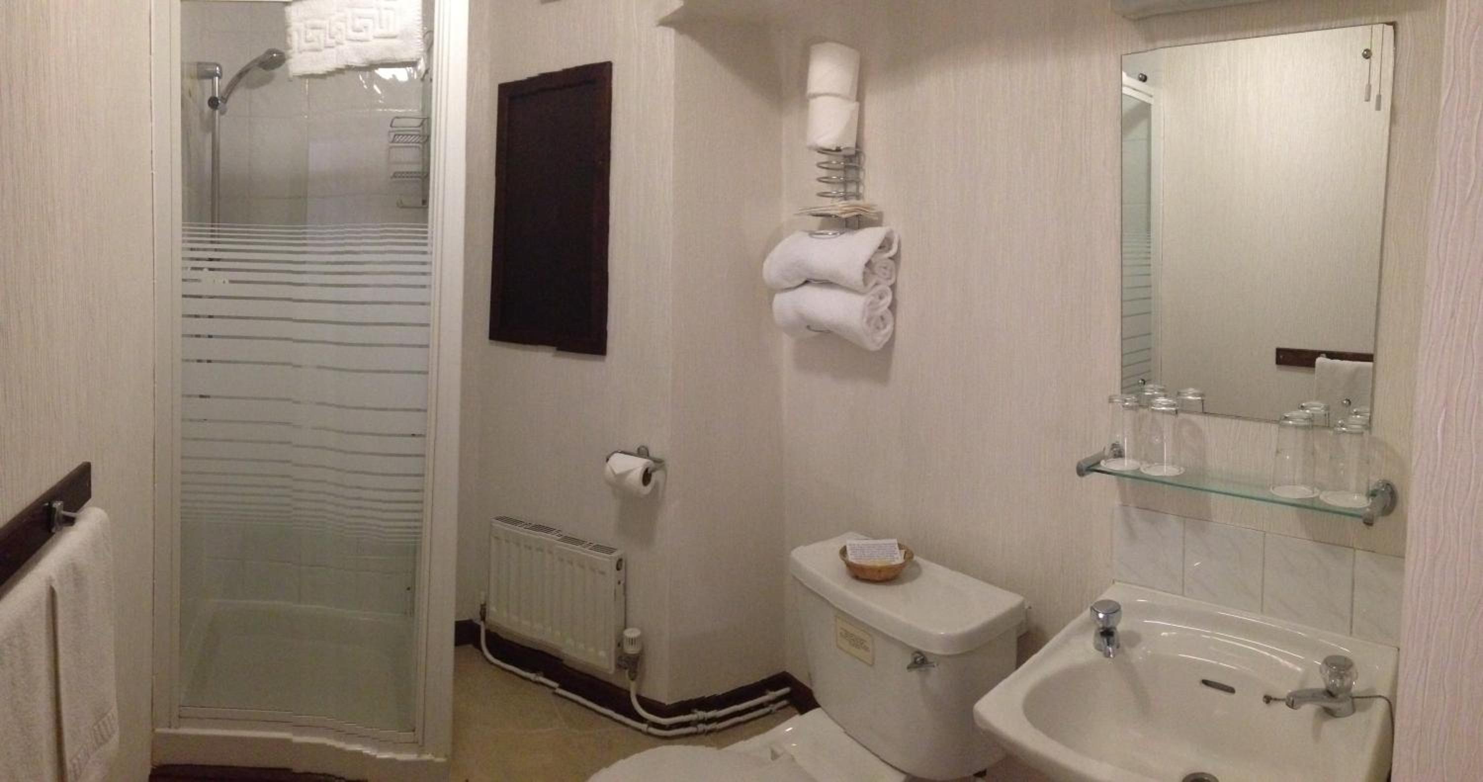 Family Room (2 Adults + 2 Children) photo 3