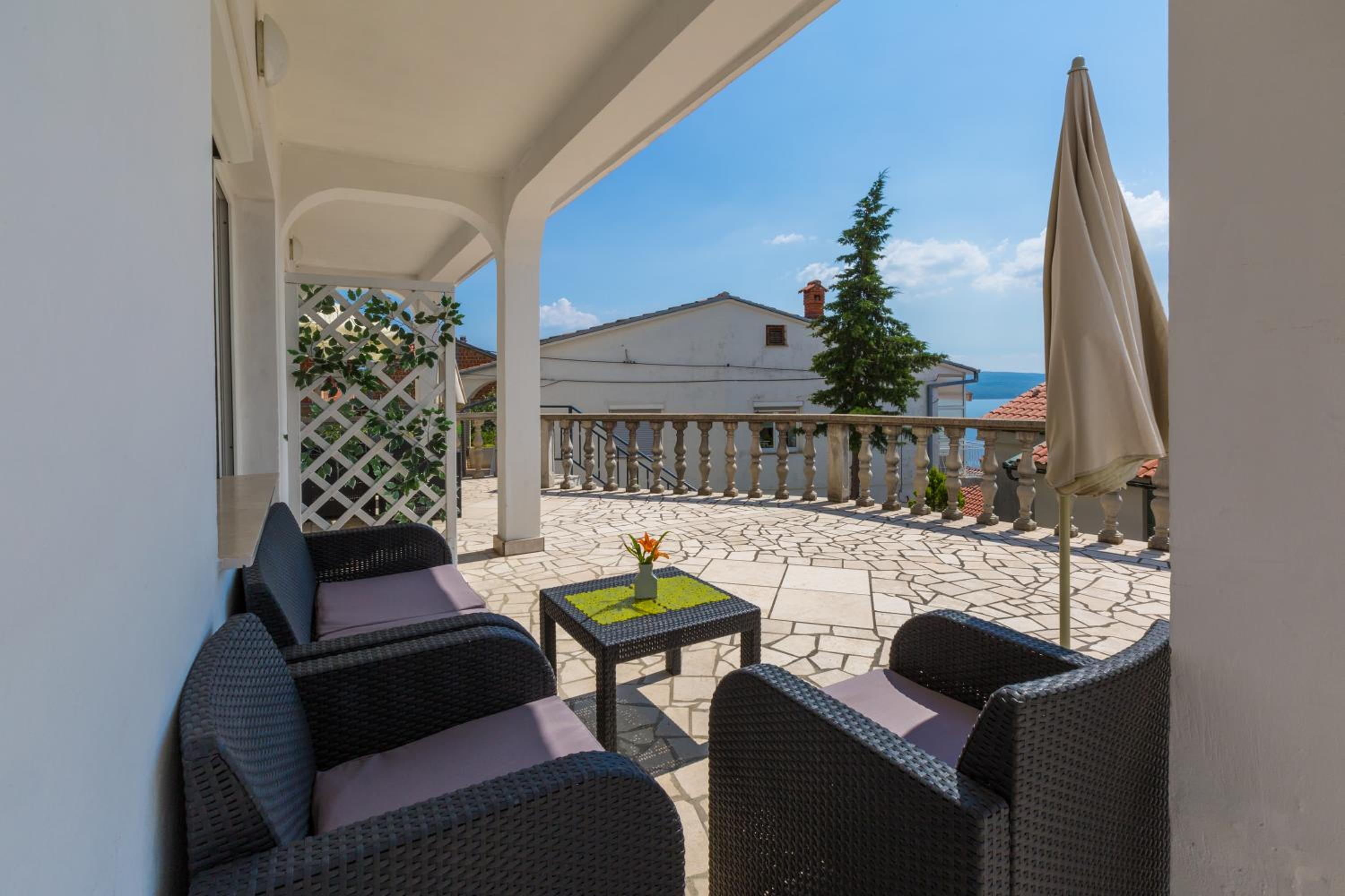 Apartment with Terrace photo 3