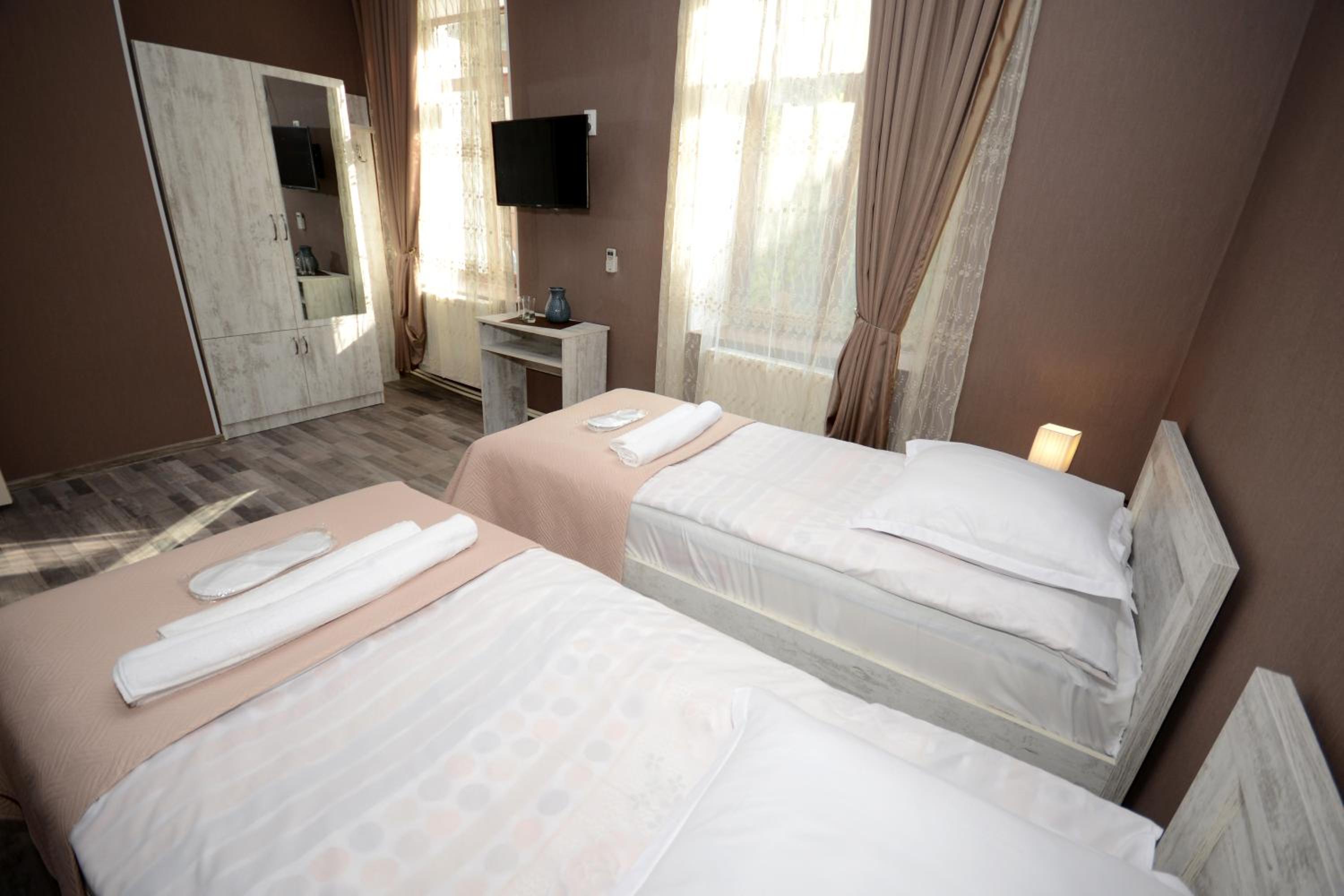 Twin Room with Garden View photo 2