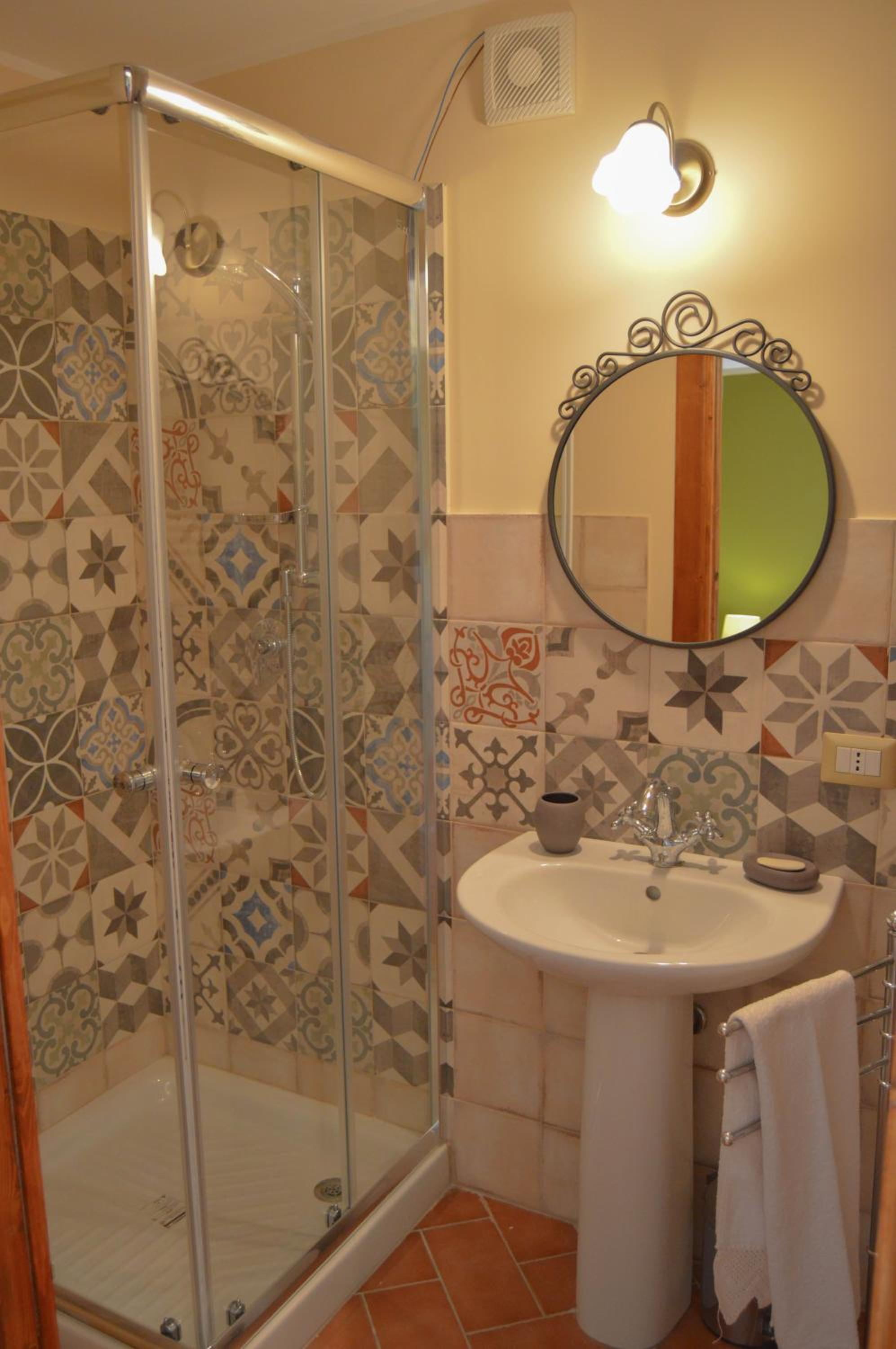 Double Room with Private Bathroom photo 3