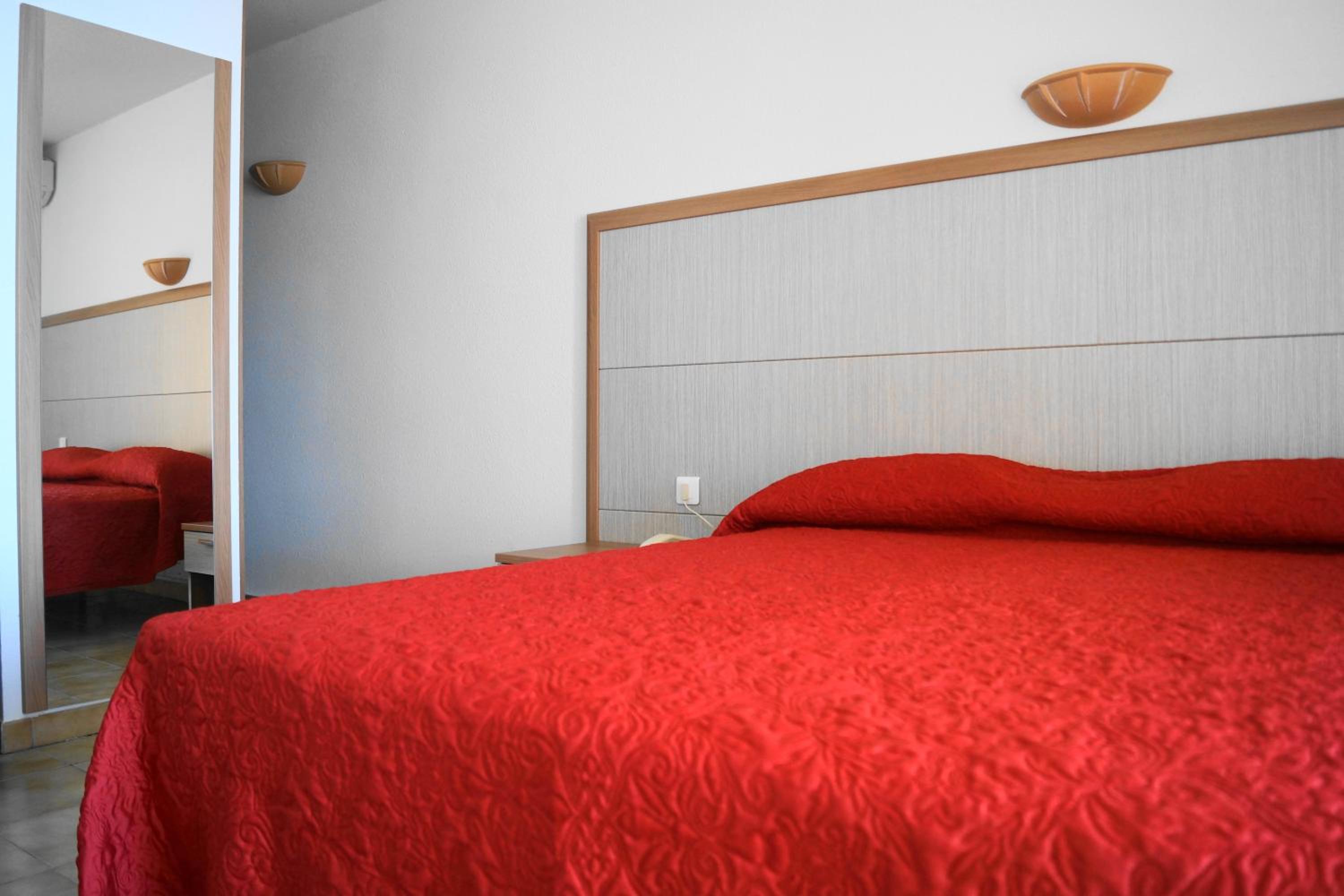 Double or Twin Room with View - Photo 3