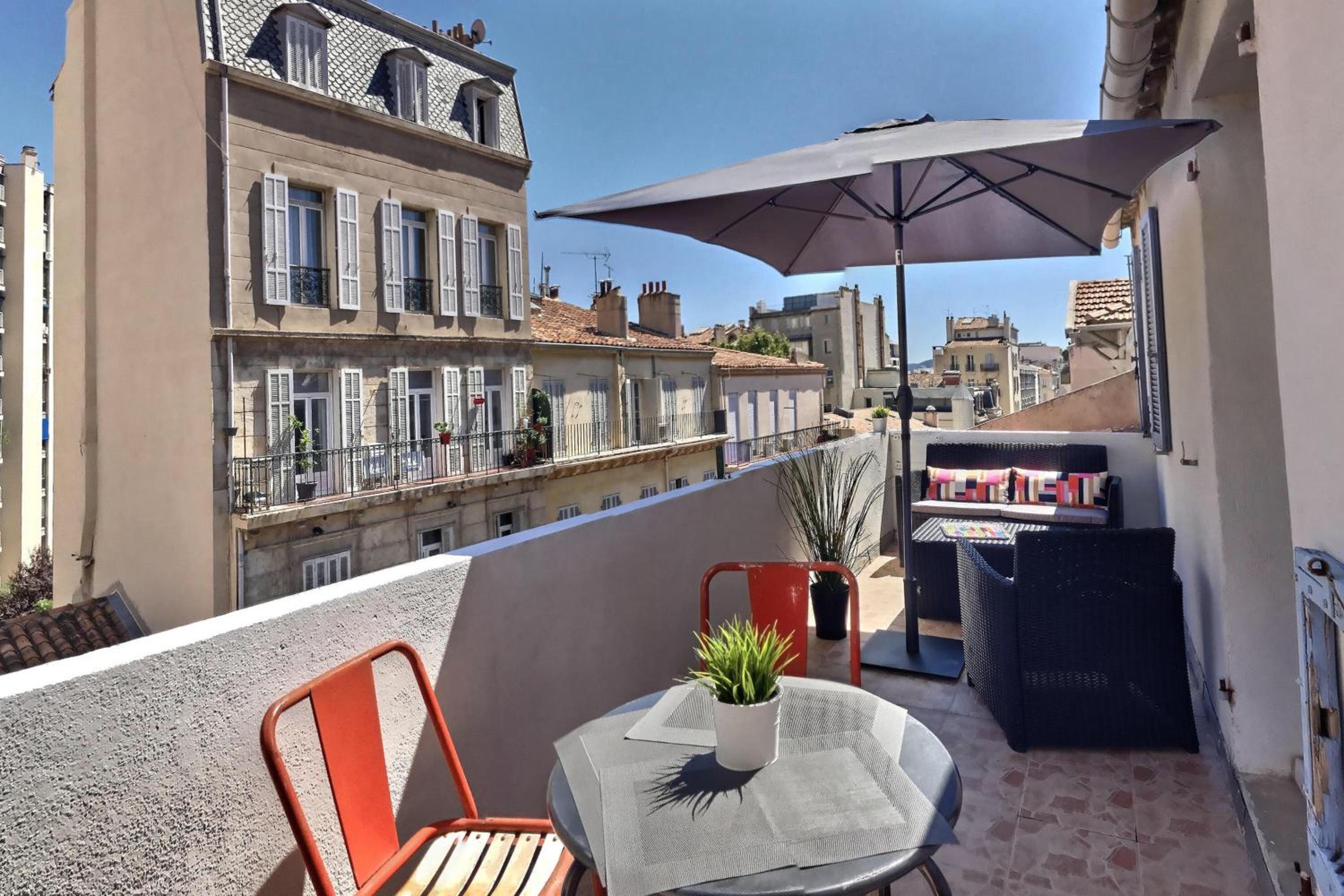 Large Studio with Terrace