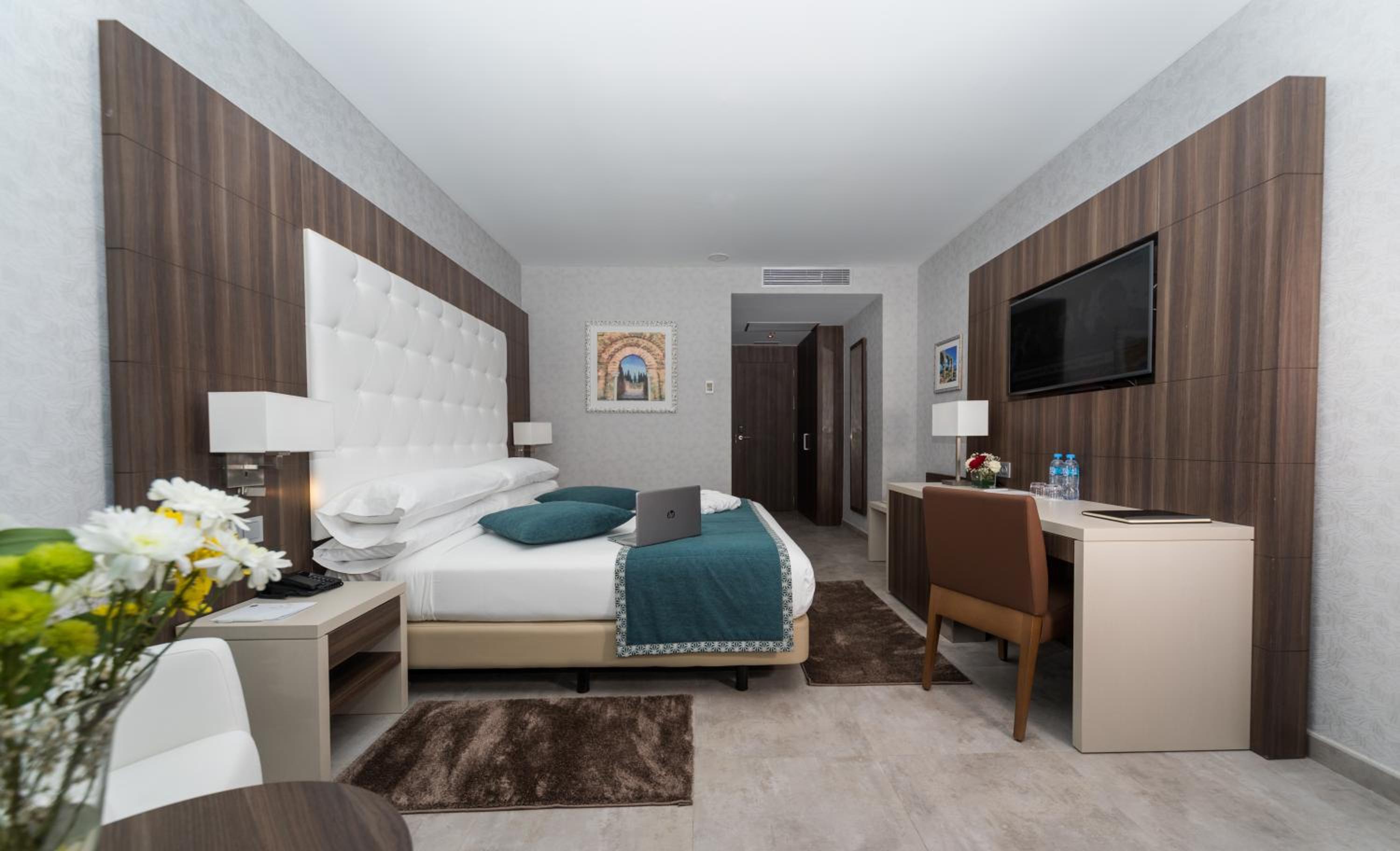 Double Room with Pool View