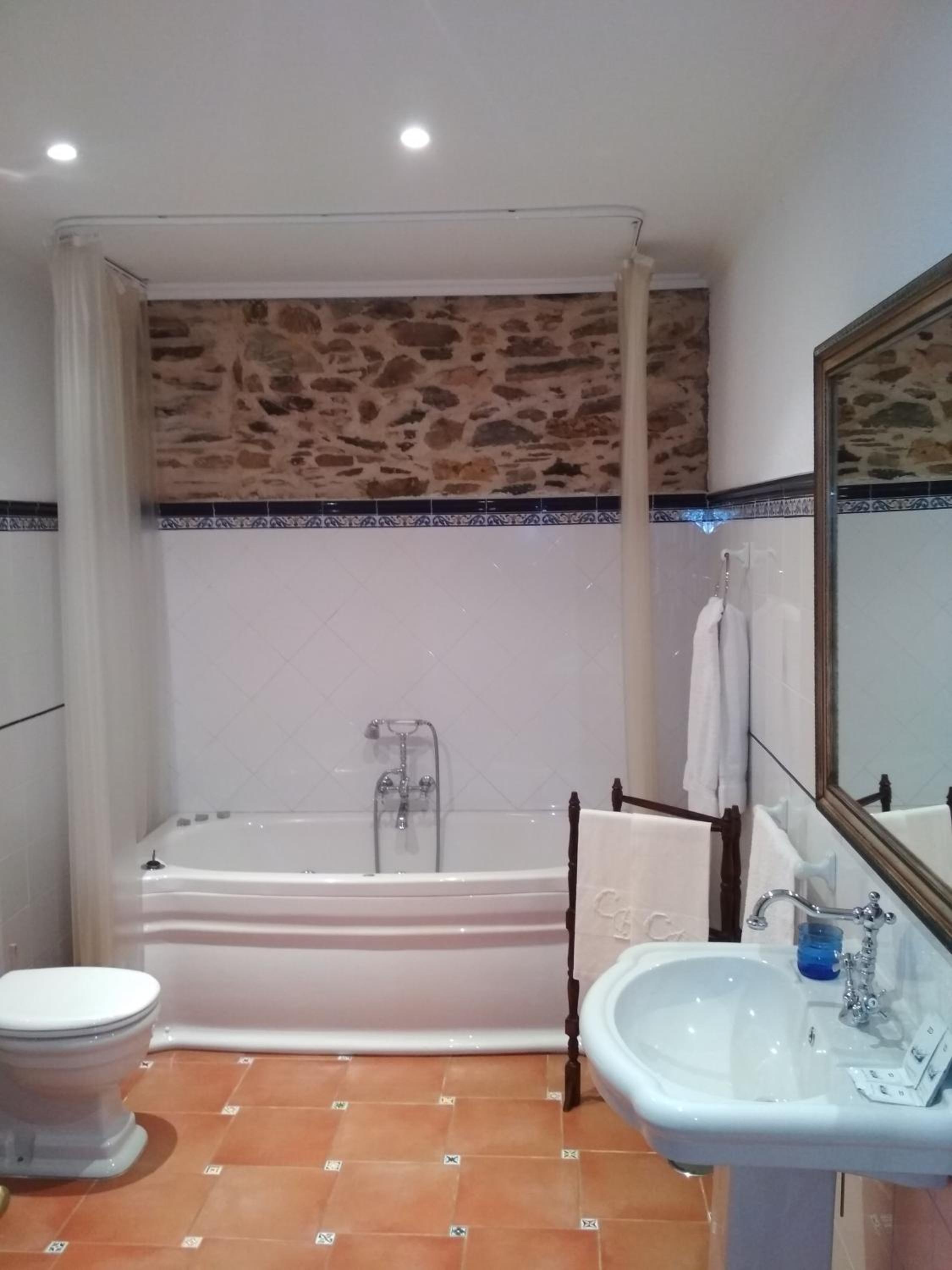 Double Room with Spa Bath