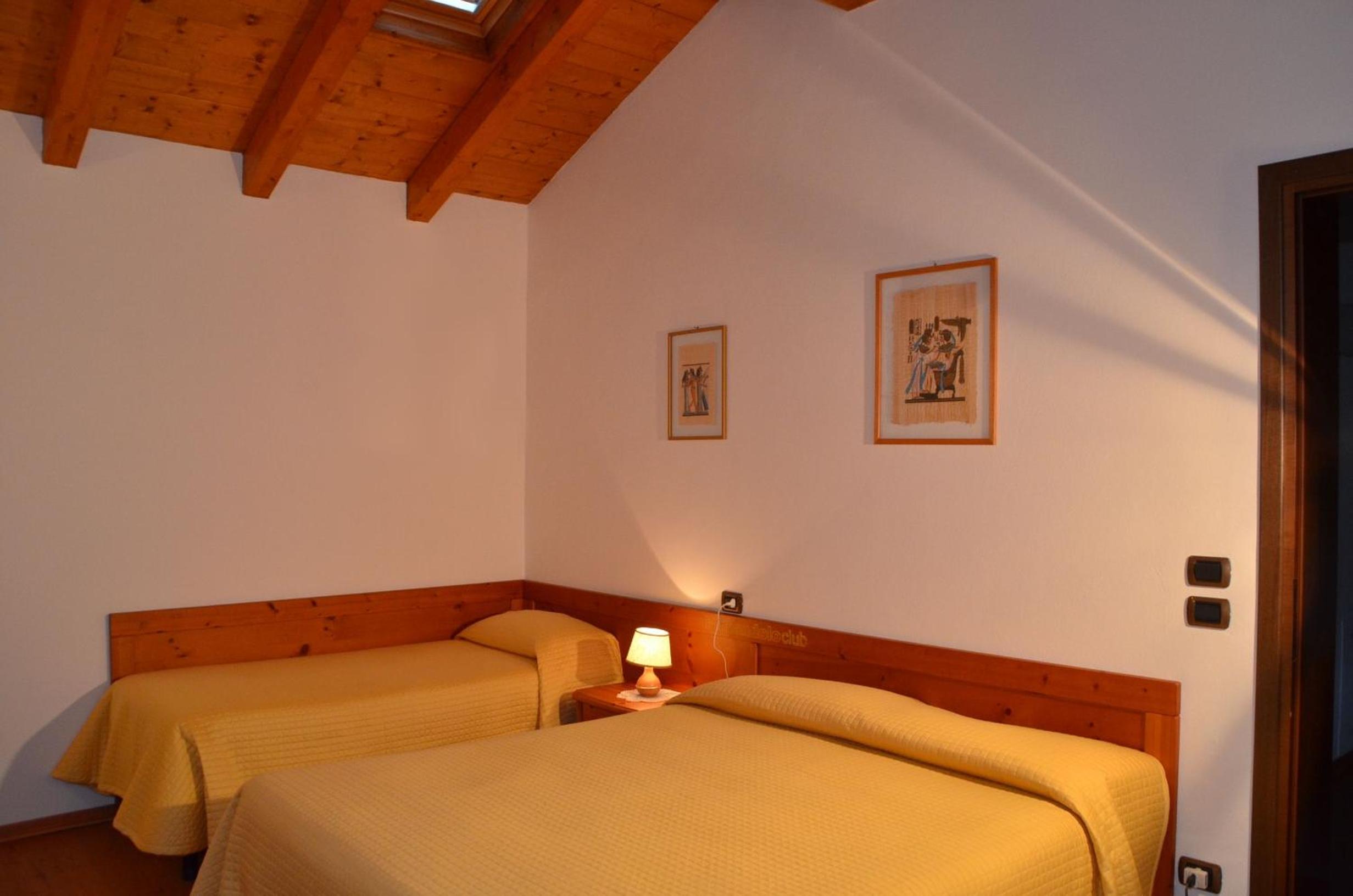 Family Suite (2 Adults + 1 Child) photo 3