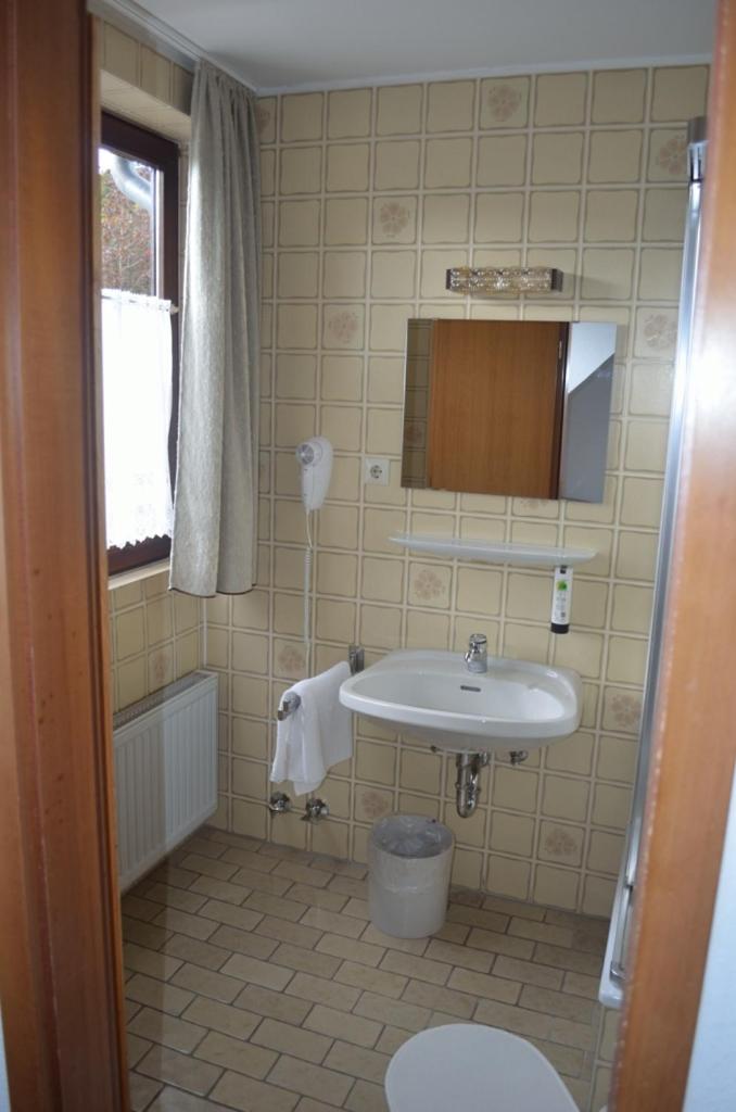 Double or Twin Room with Bathroom photo 3
