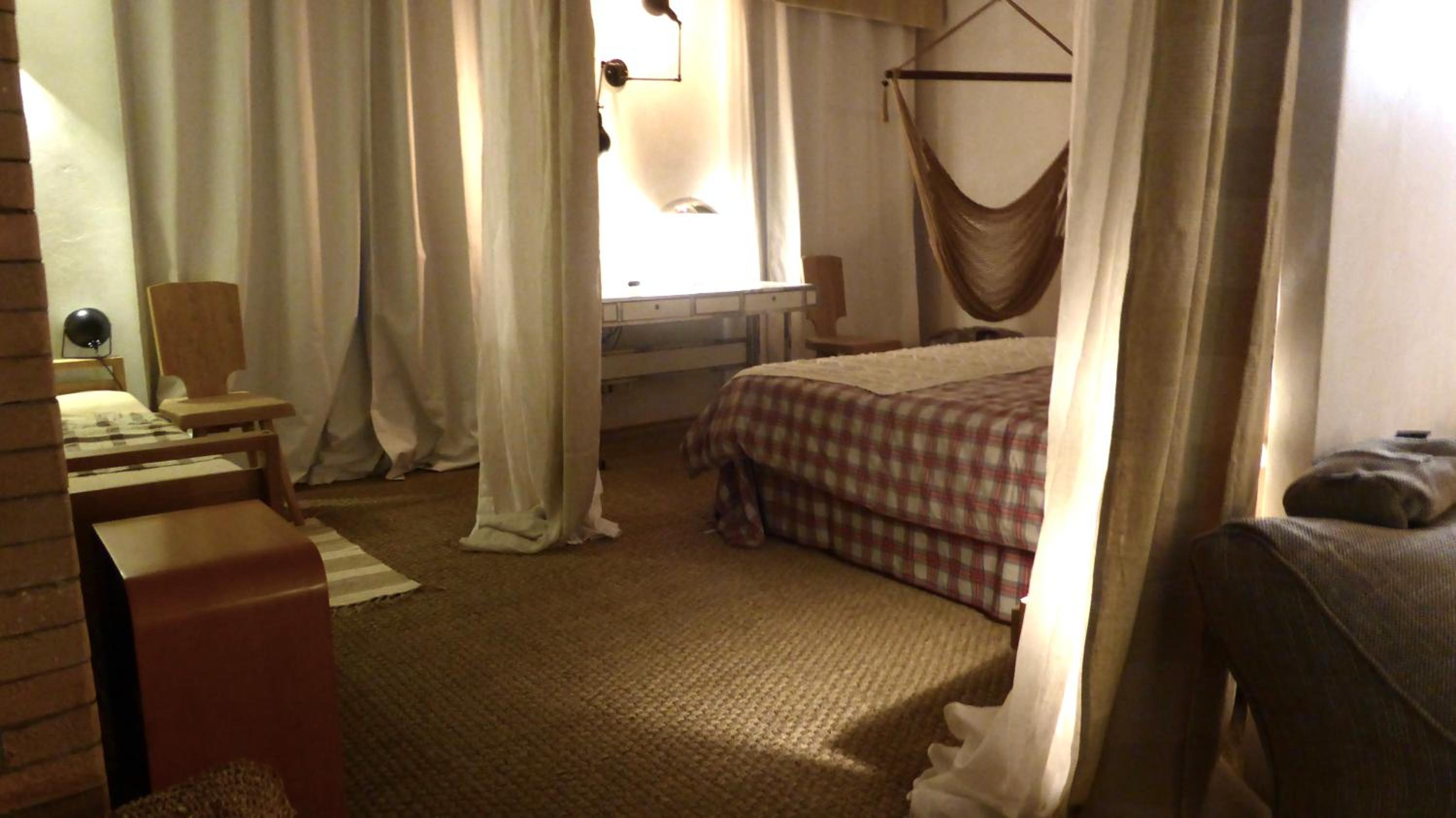 Deluxe Room - Photo 6