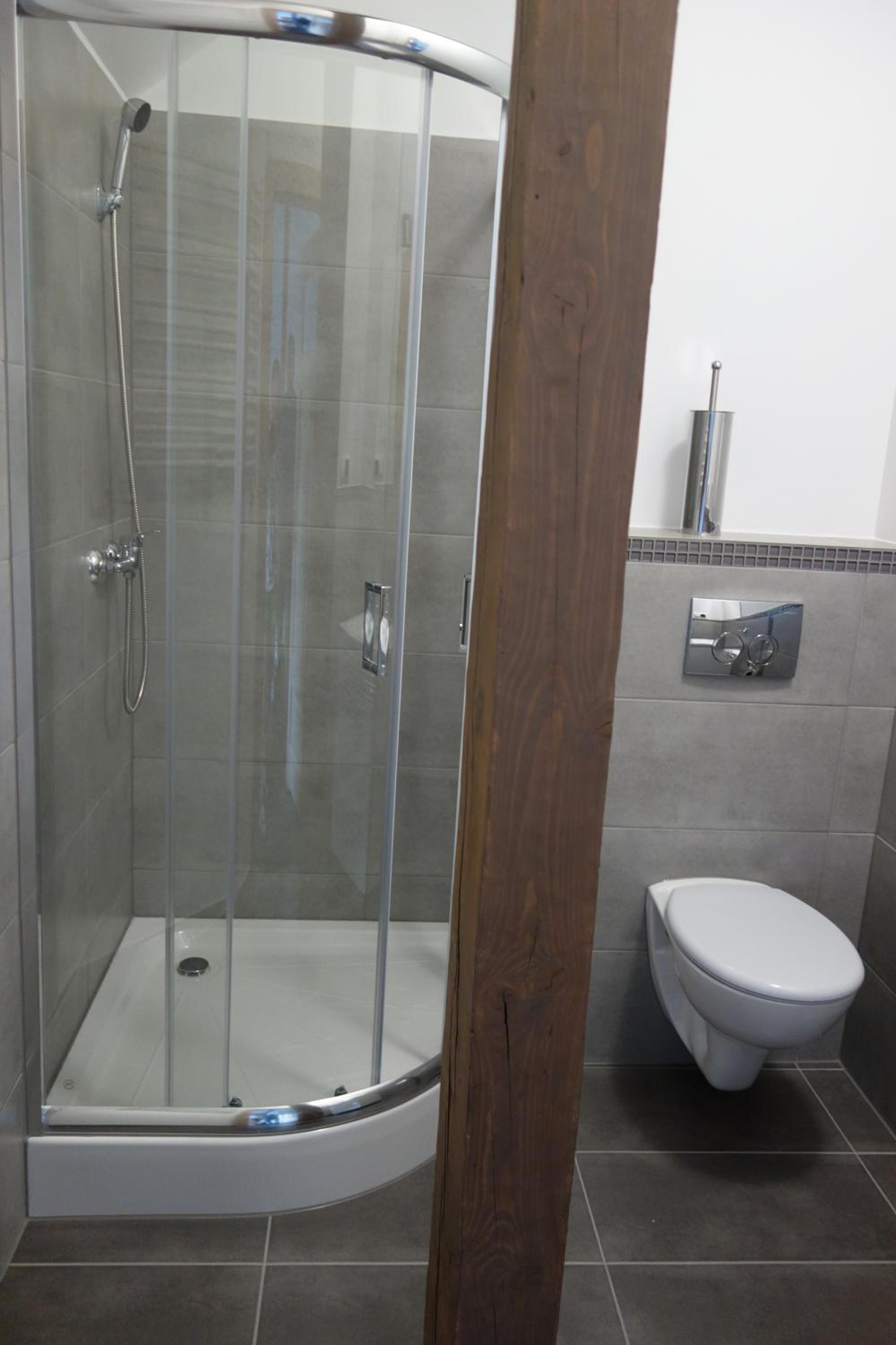 Double Room with Private Bathroom - Photo 3